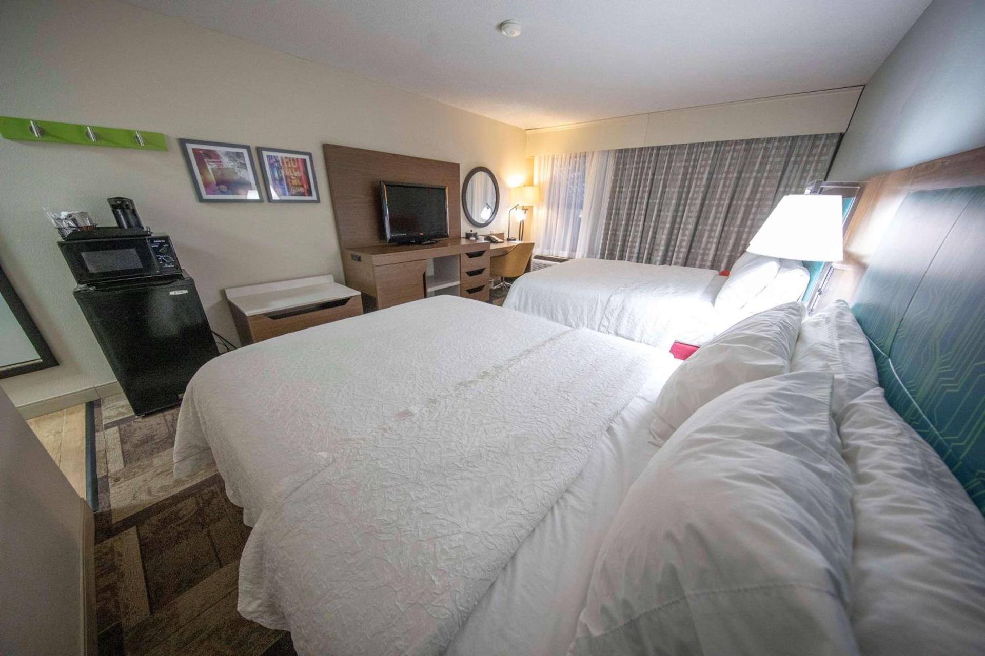 Hampton Inn Hutchinson photo 18