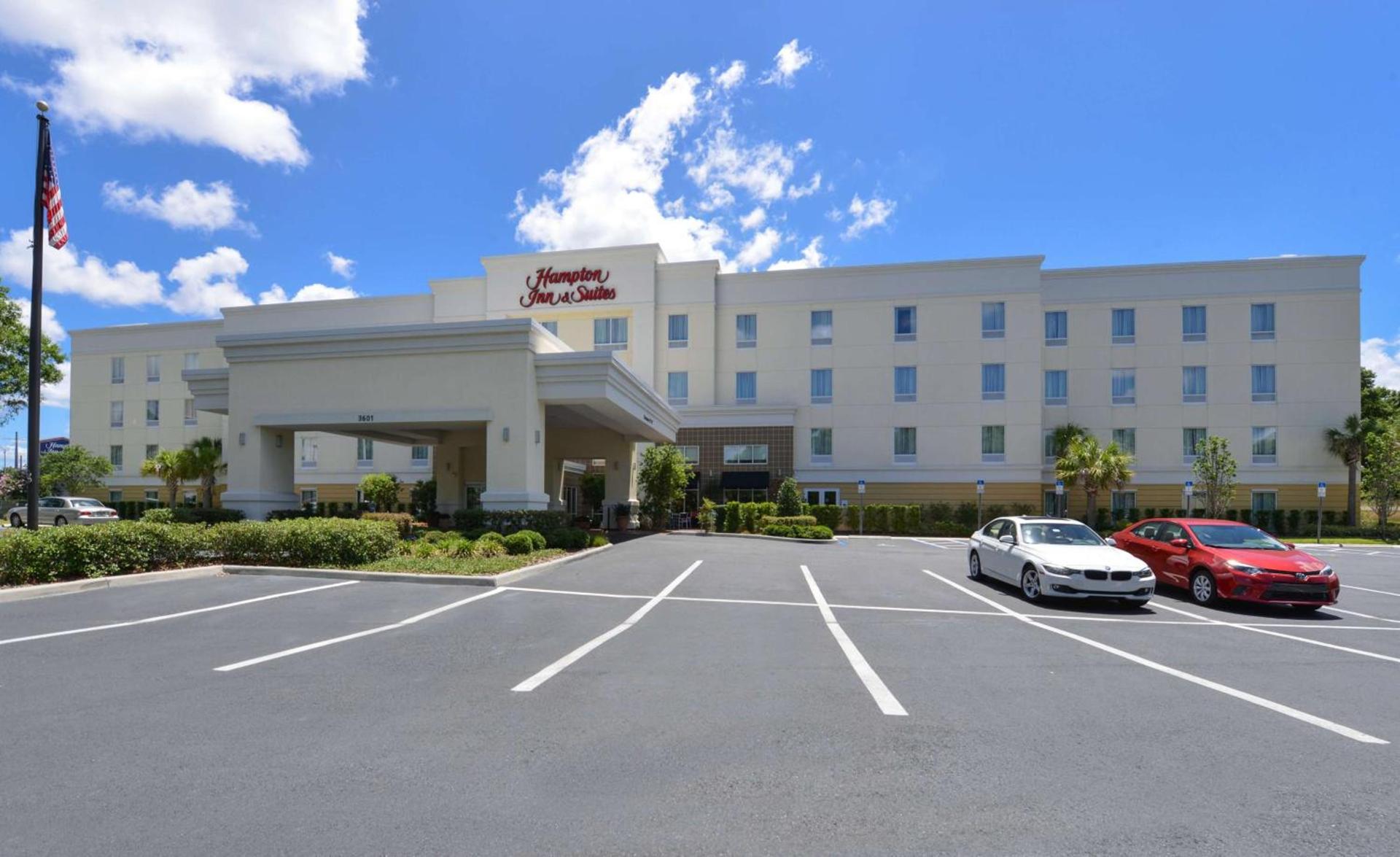 Hampton Inn & Suites - Ocala photo 2
