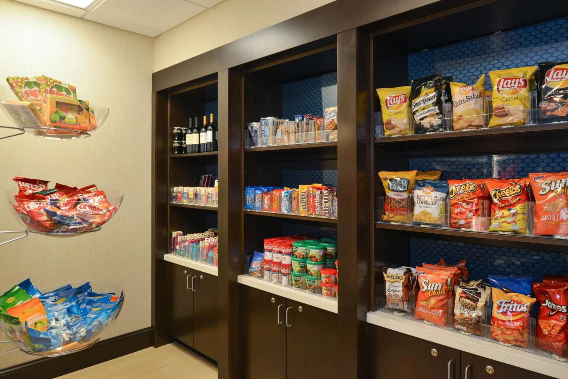 Hampton Inn & Suites - Ocala photo 10