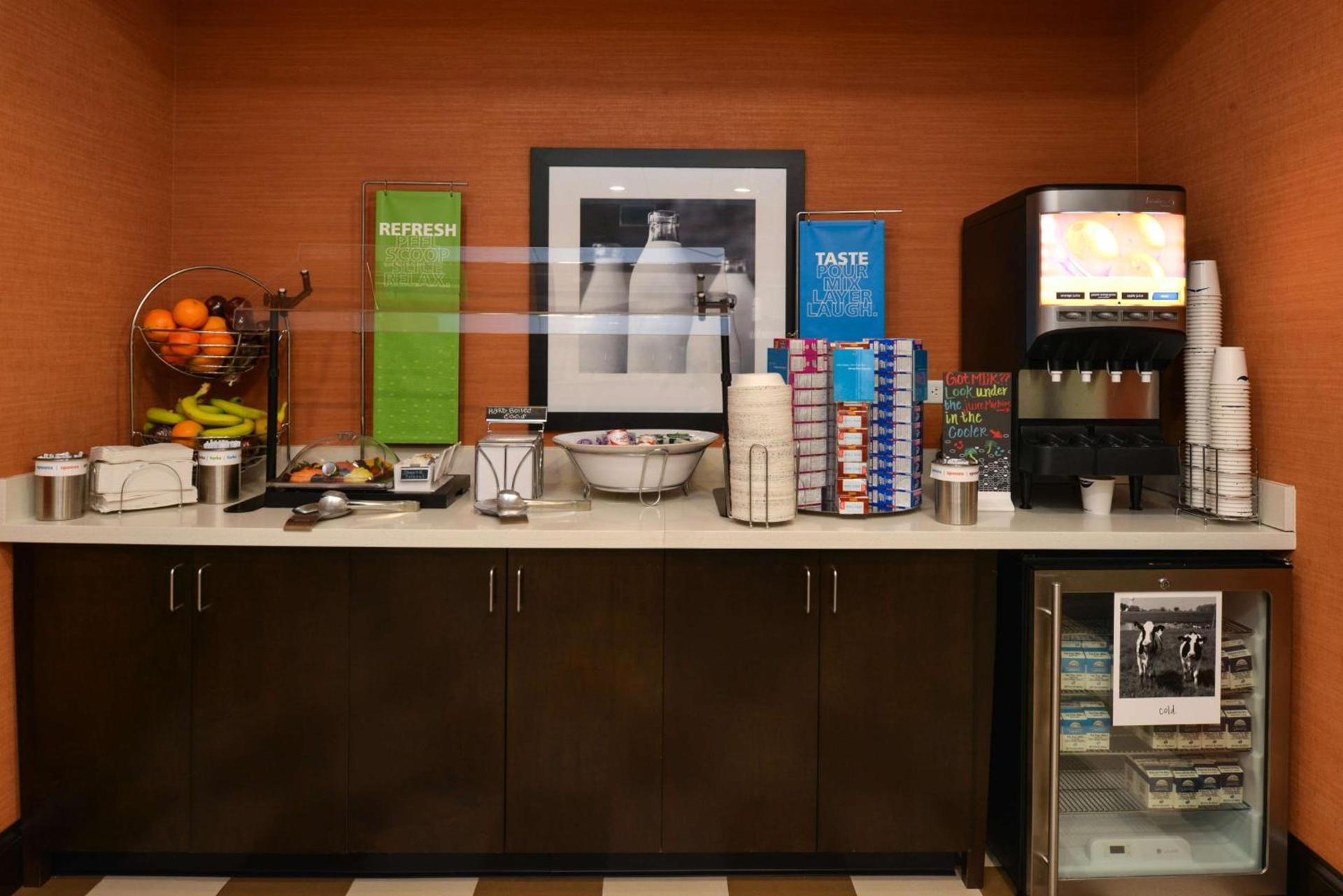 Hampton Inn & Suites - Ocala photo 15