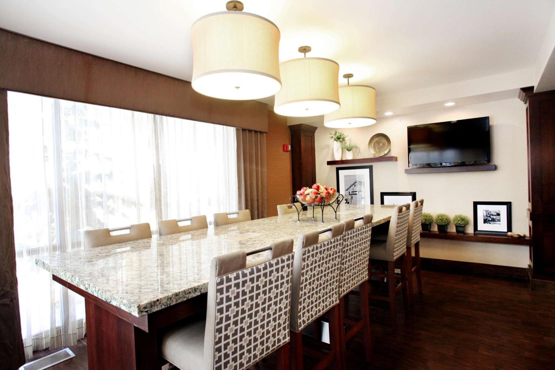 Hampton Inn Salt Lake City-North photo 4