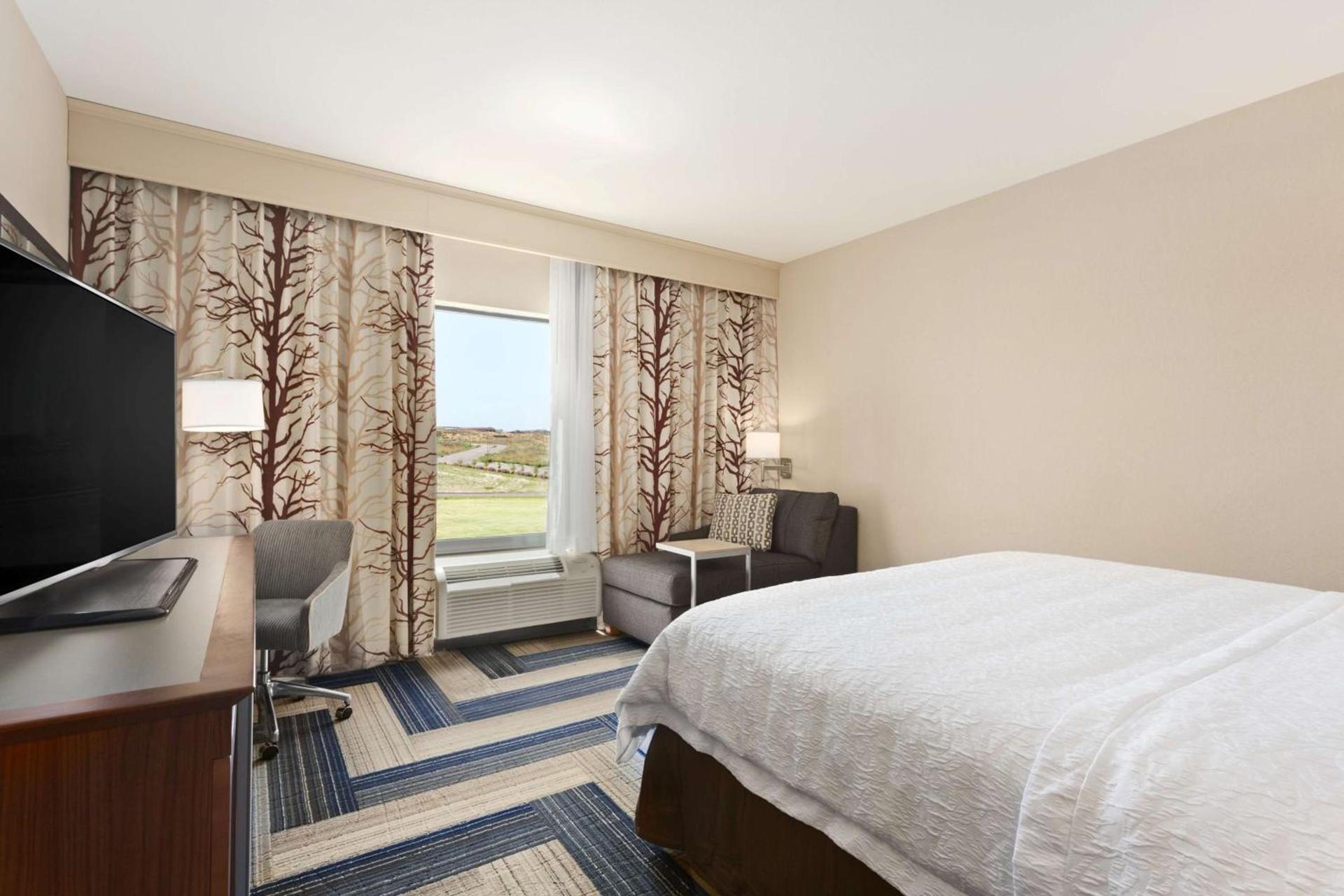 Hampton Inn by Hilton Kennewick at Southridge photo 14