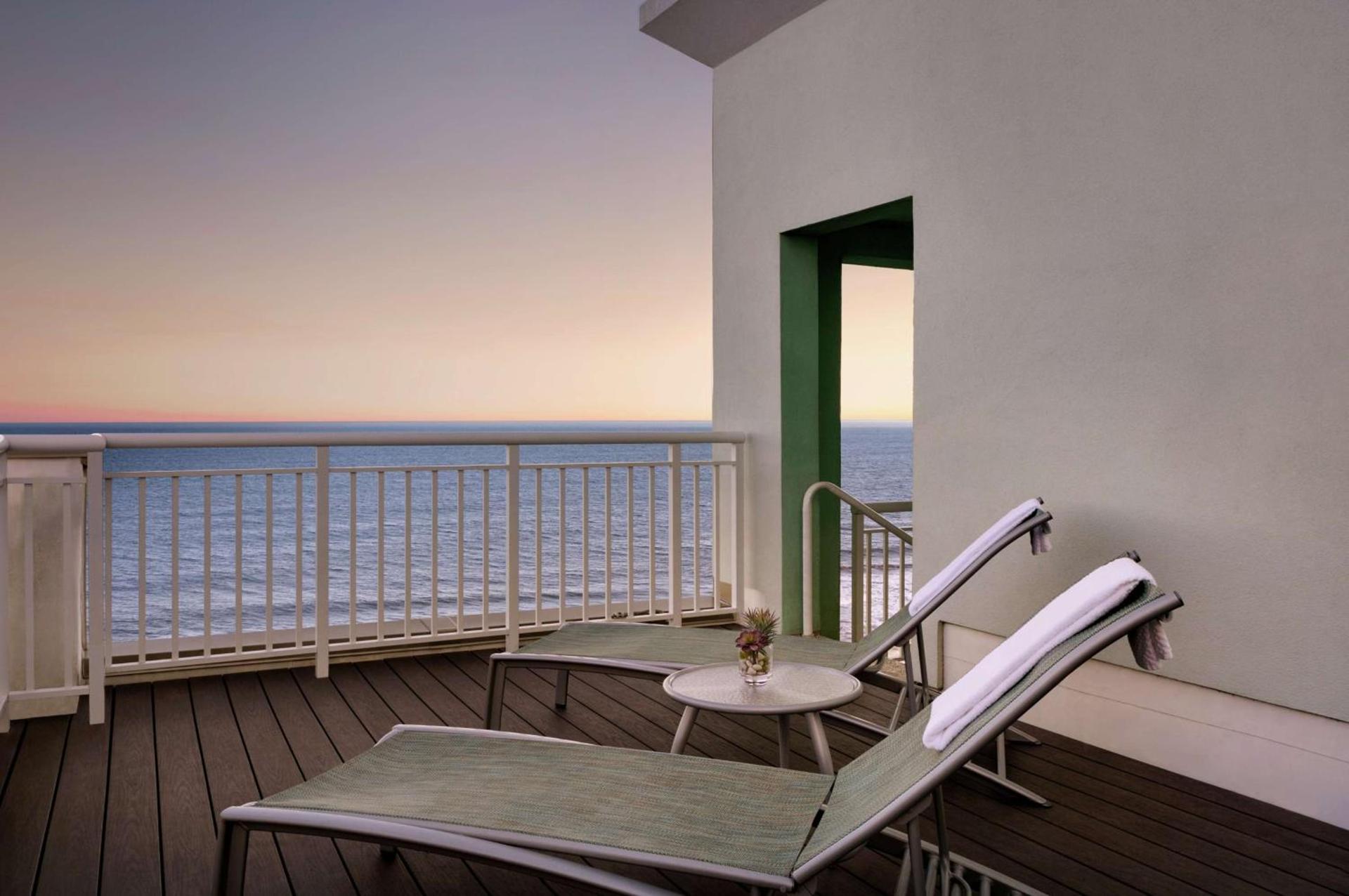 Hilton Suites Ocean City Oceanfront photo 20