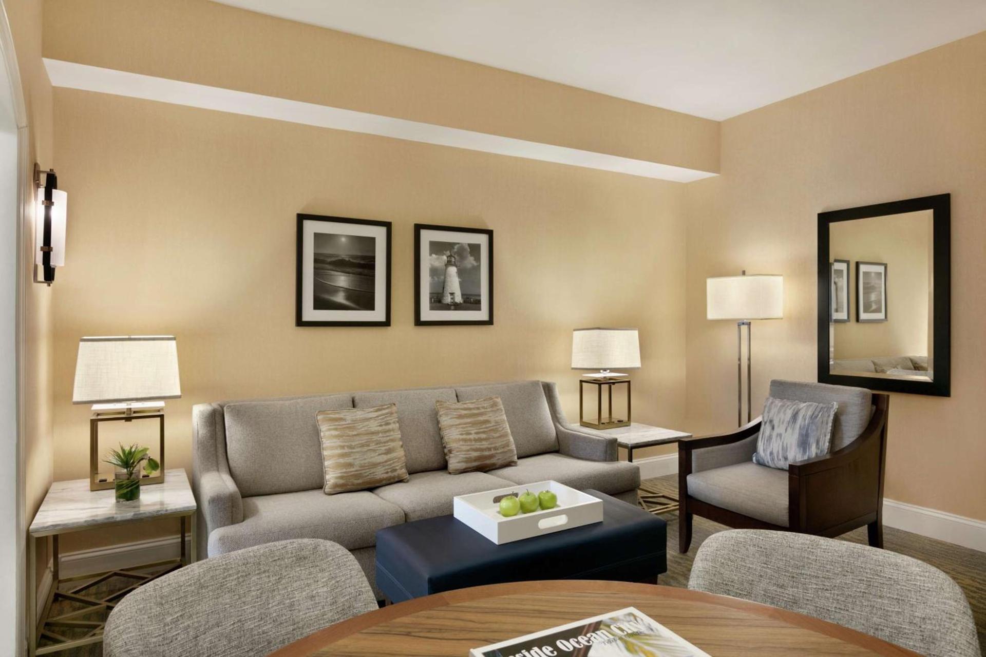 Hilton Suites Ocean City Oceanfront photo 3