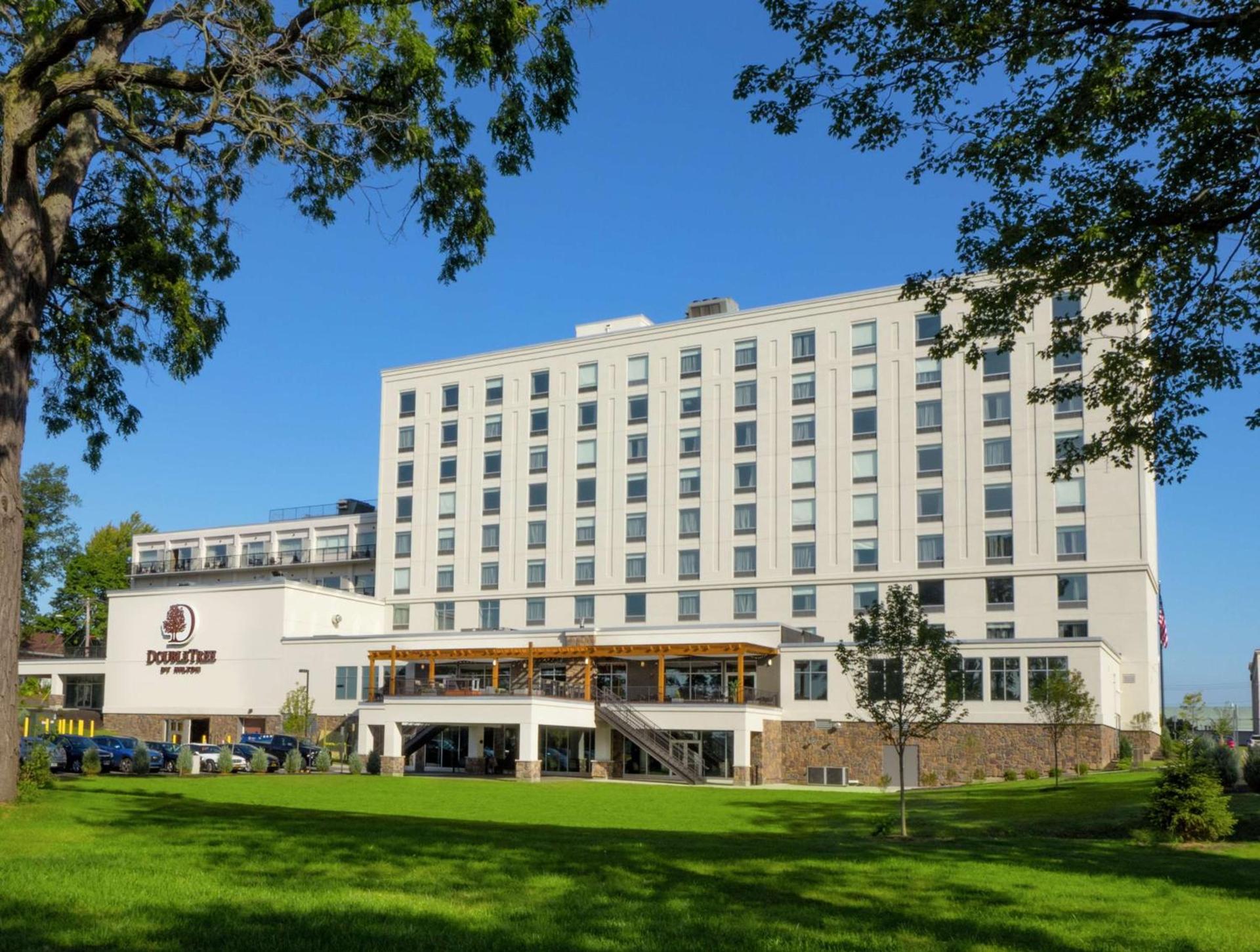 DoubleTree by Hilton Hotel Niagara Falls New York photo 2