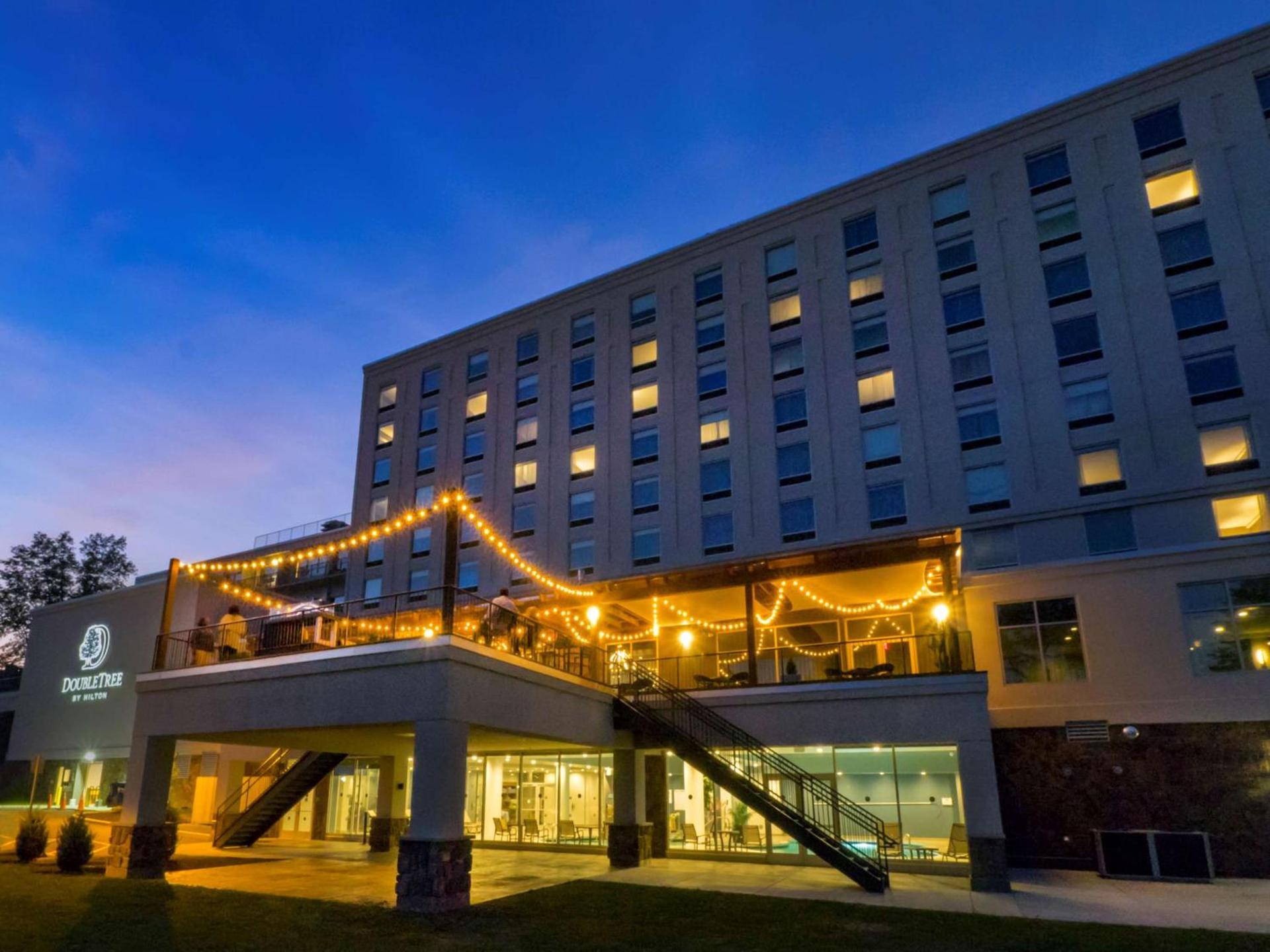 DoubleTree by Hilton Hotel Niagara Falls New York photo 17