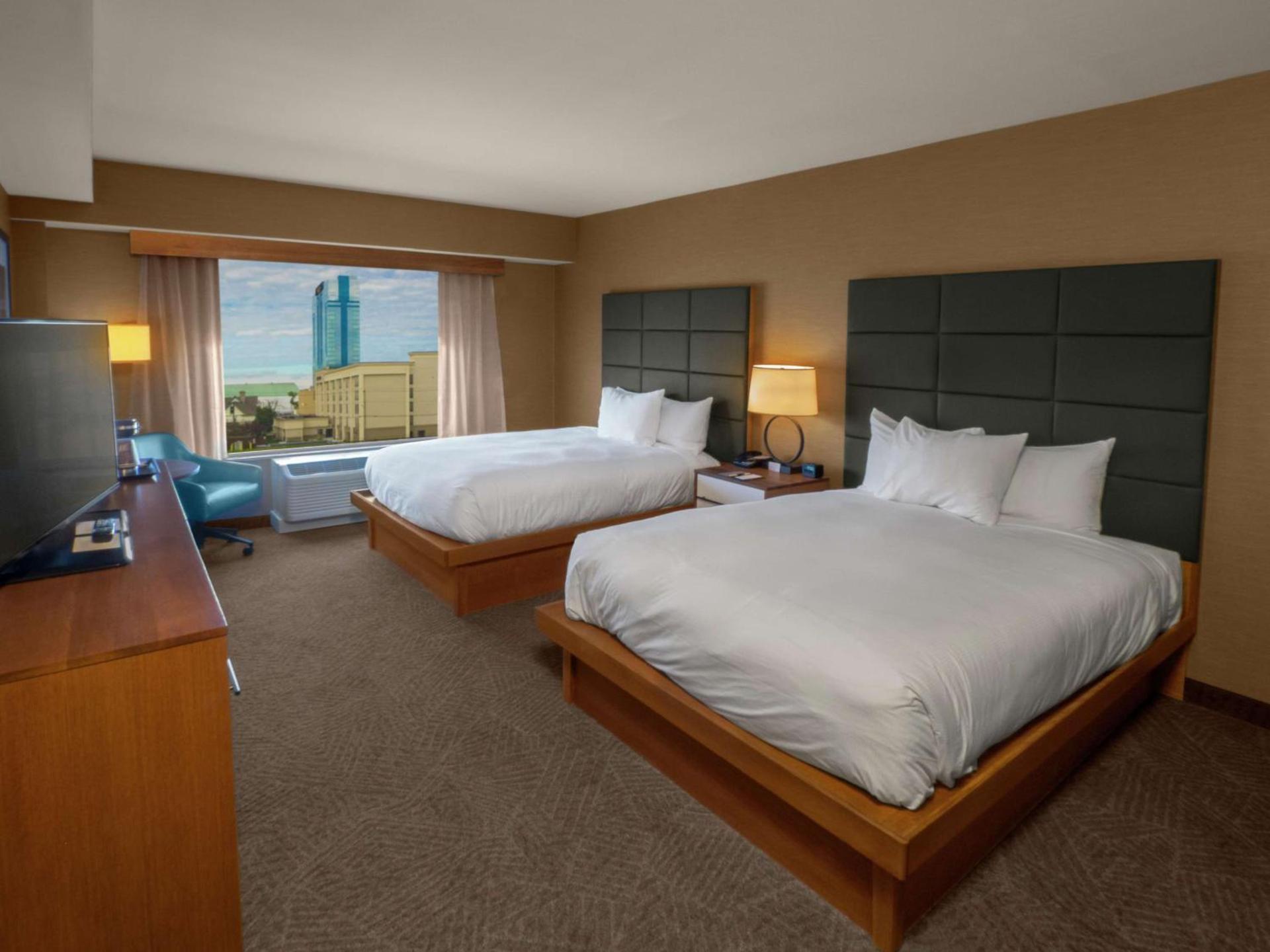 DoubleTree by Hilton Hotel Niagara Falls New York photo 31