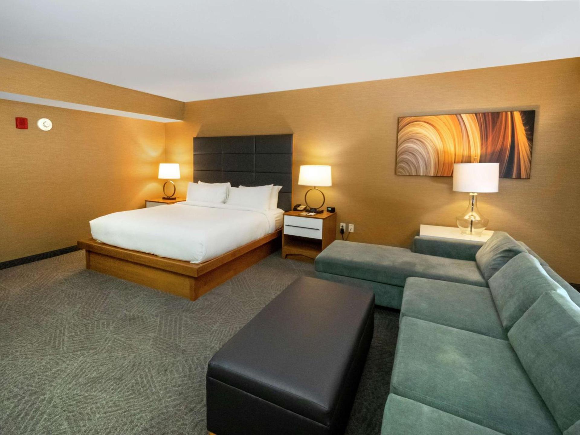 DoubleTree by Hilton Hotel Niagara Falls New York photo 35