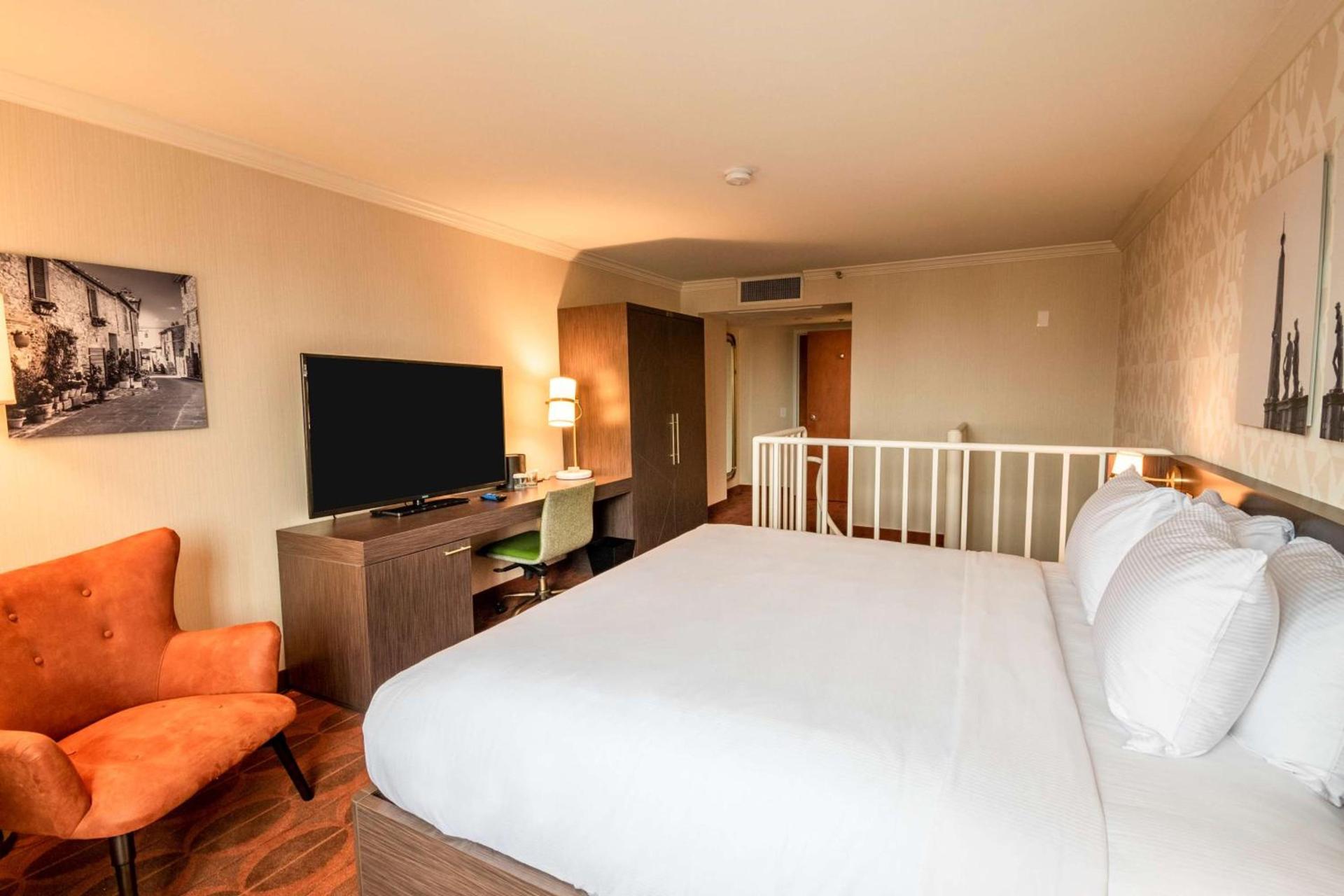 Courtyard by Marriott San Diego Downtown Little Italy photo 25