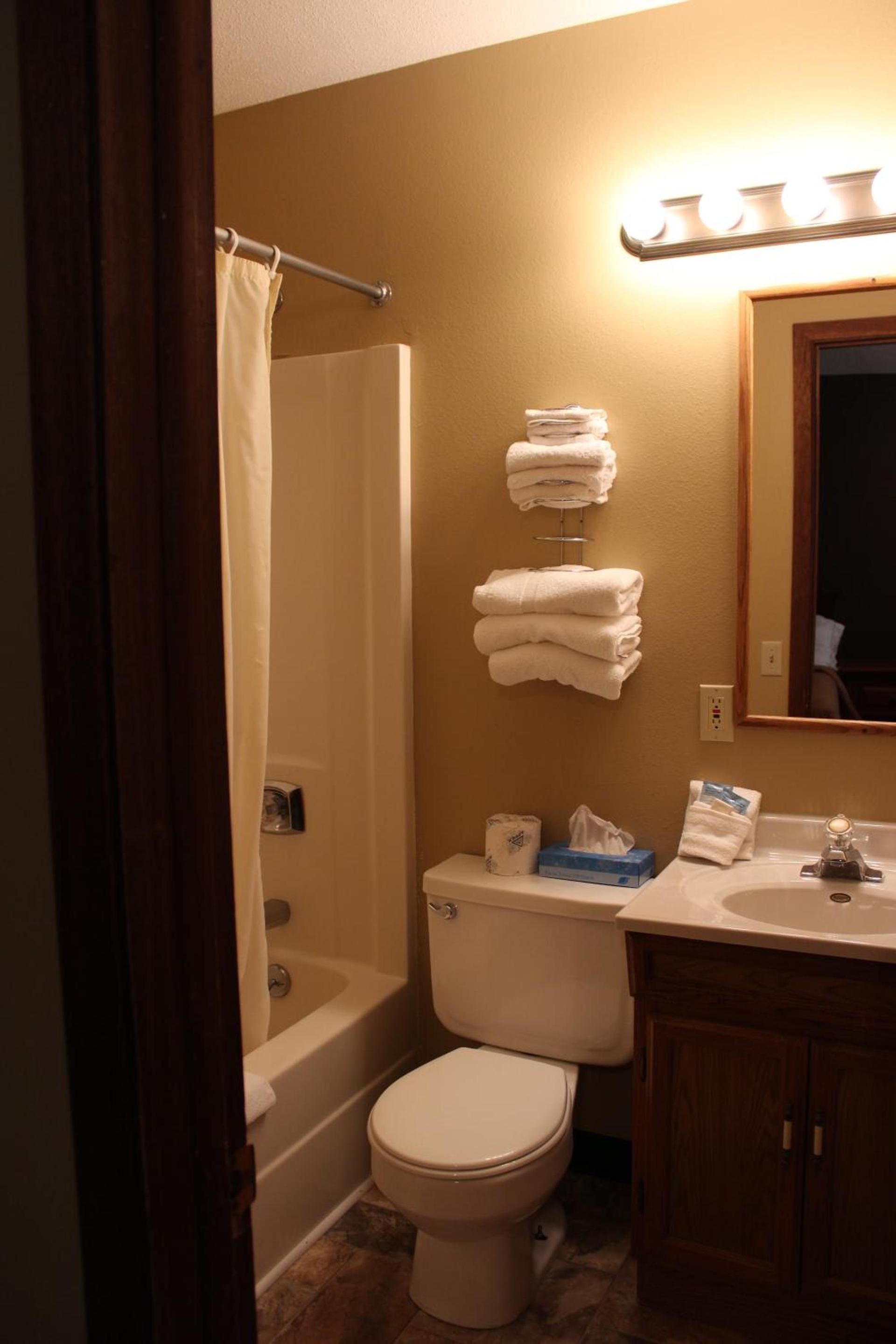 Gold Country Inn photo 21