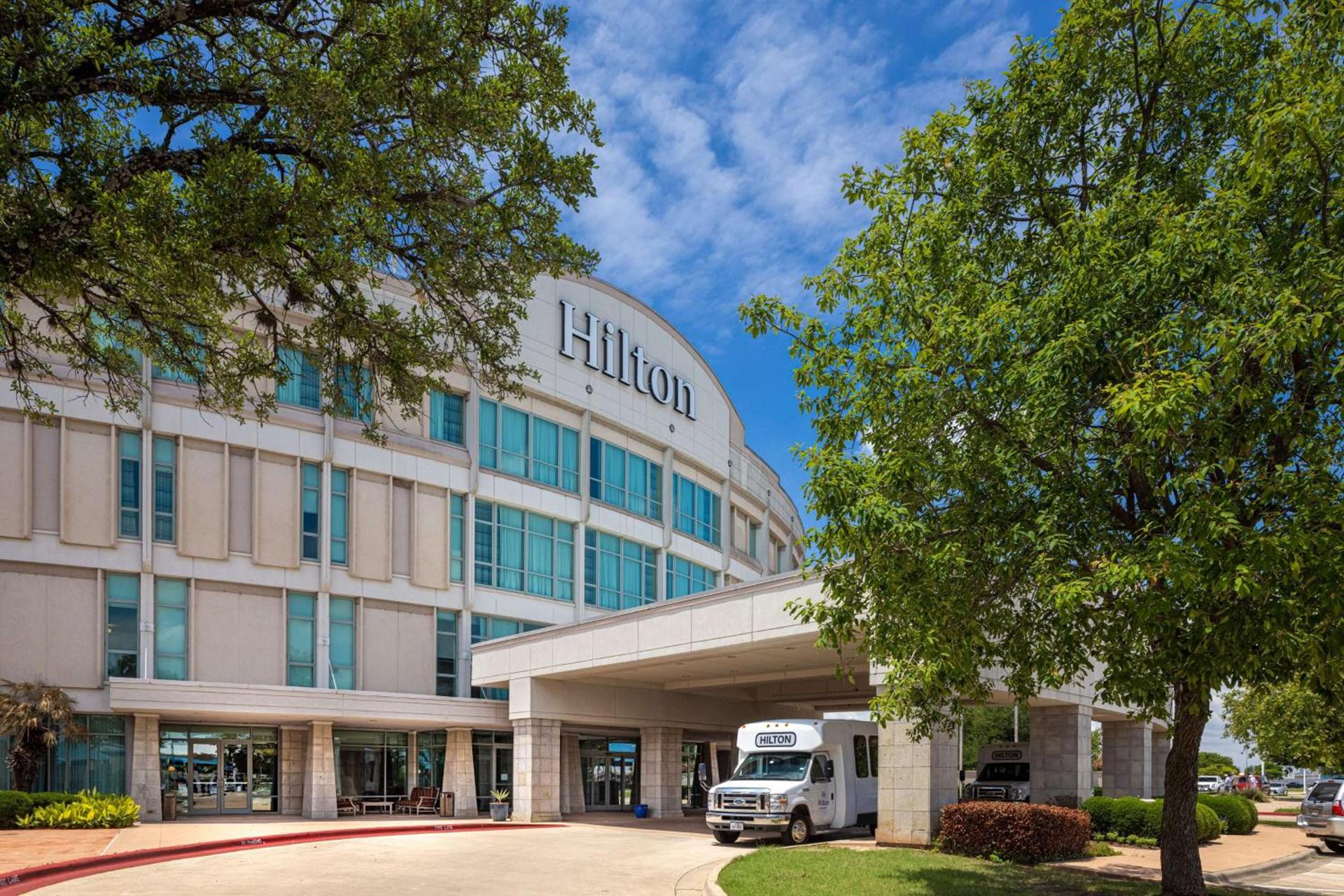 Hilton Austin Airport photo 2