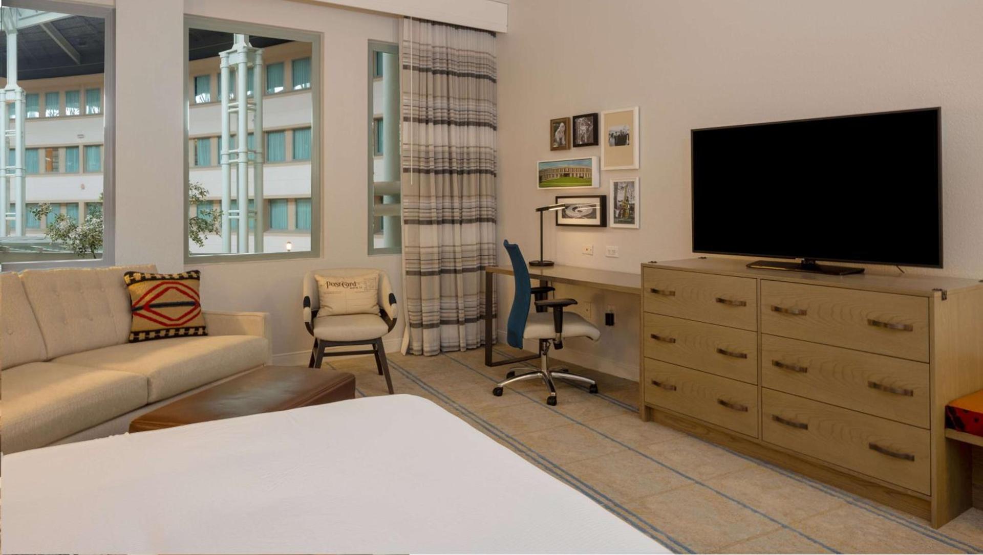 Hilton Austin Airport photo 14