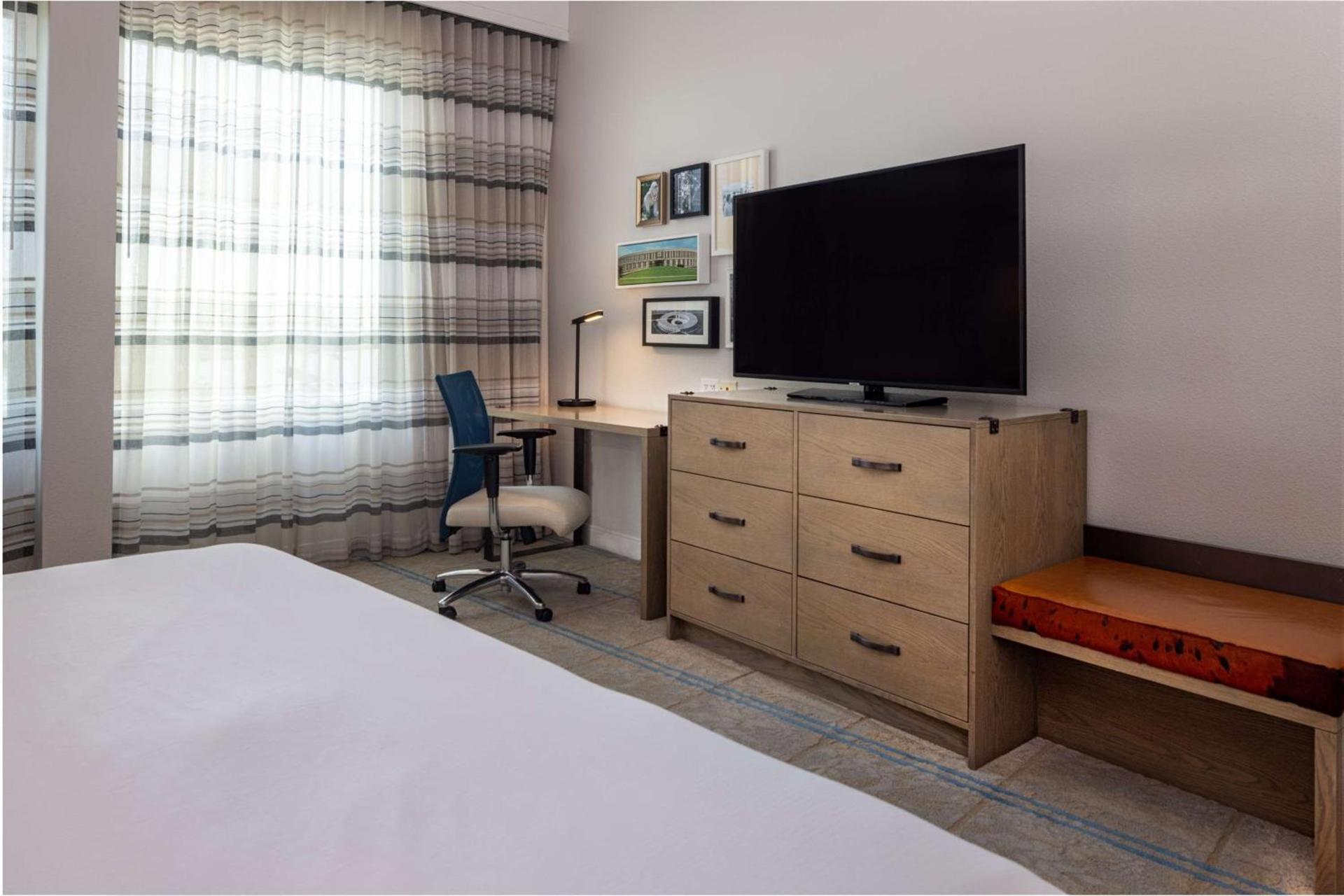 Hilton Austin Airport photo 31