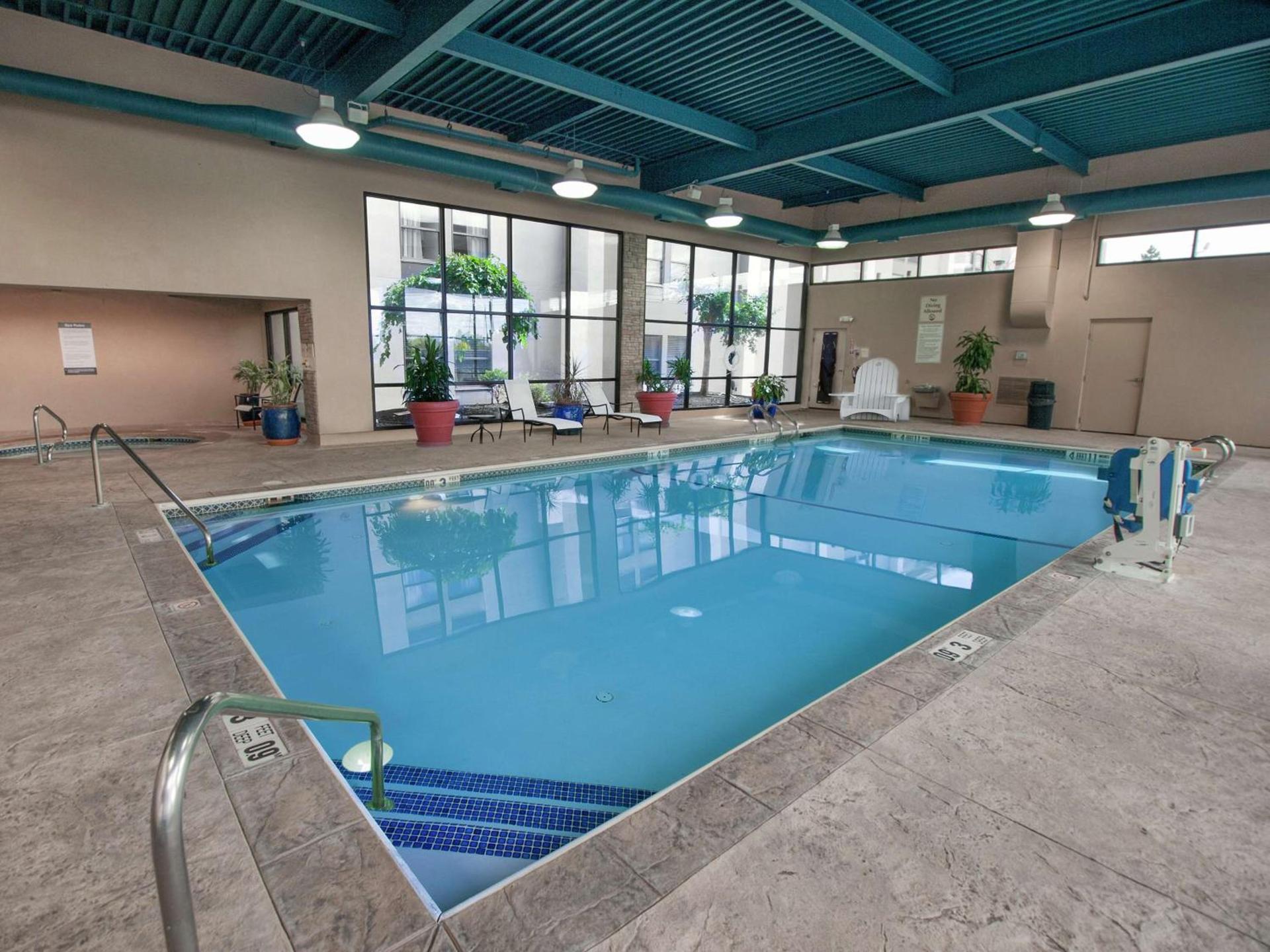 DoubleTree by Hilton Buffalo-Amherst photo 6