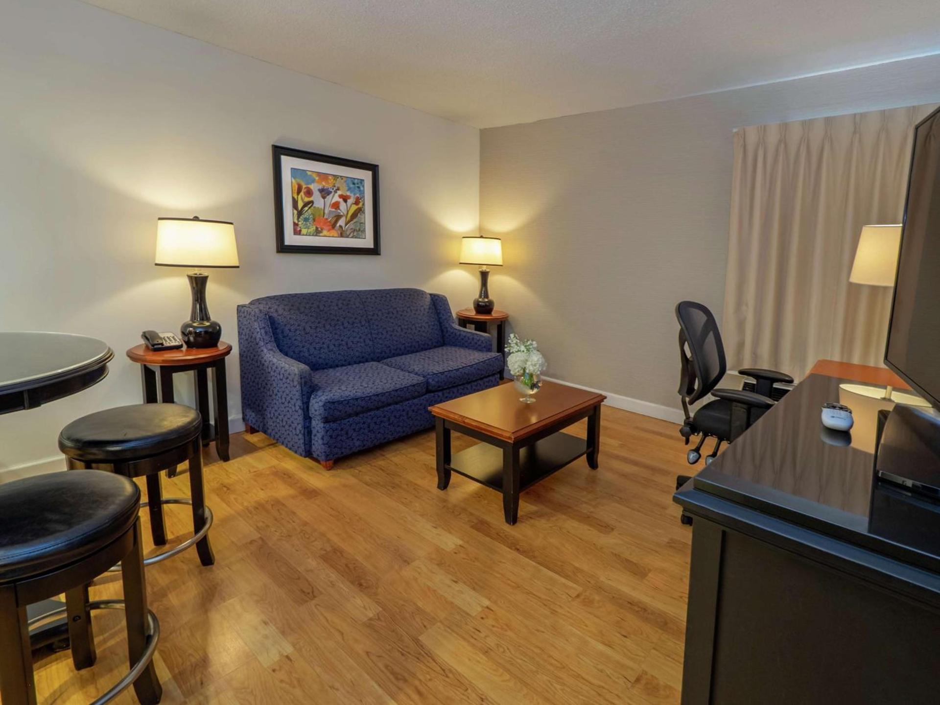 DoubleTree by Hilton Buffalo-Amherst photo 23