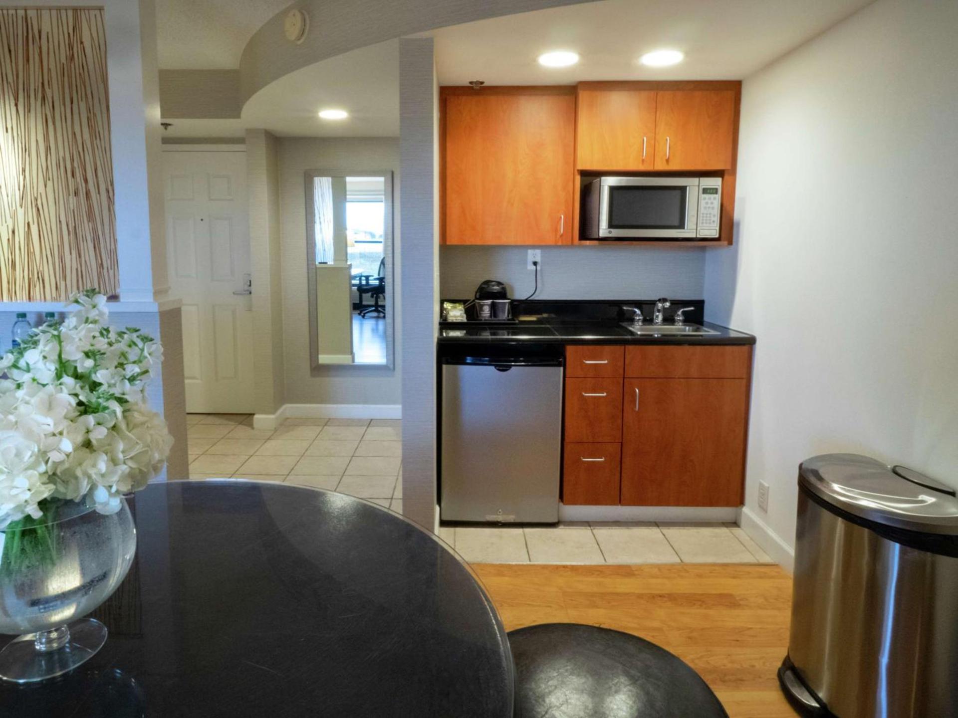 DoubleTree by Hilton Buffalo-Amherst photo 25