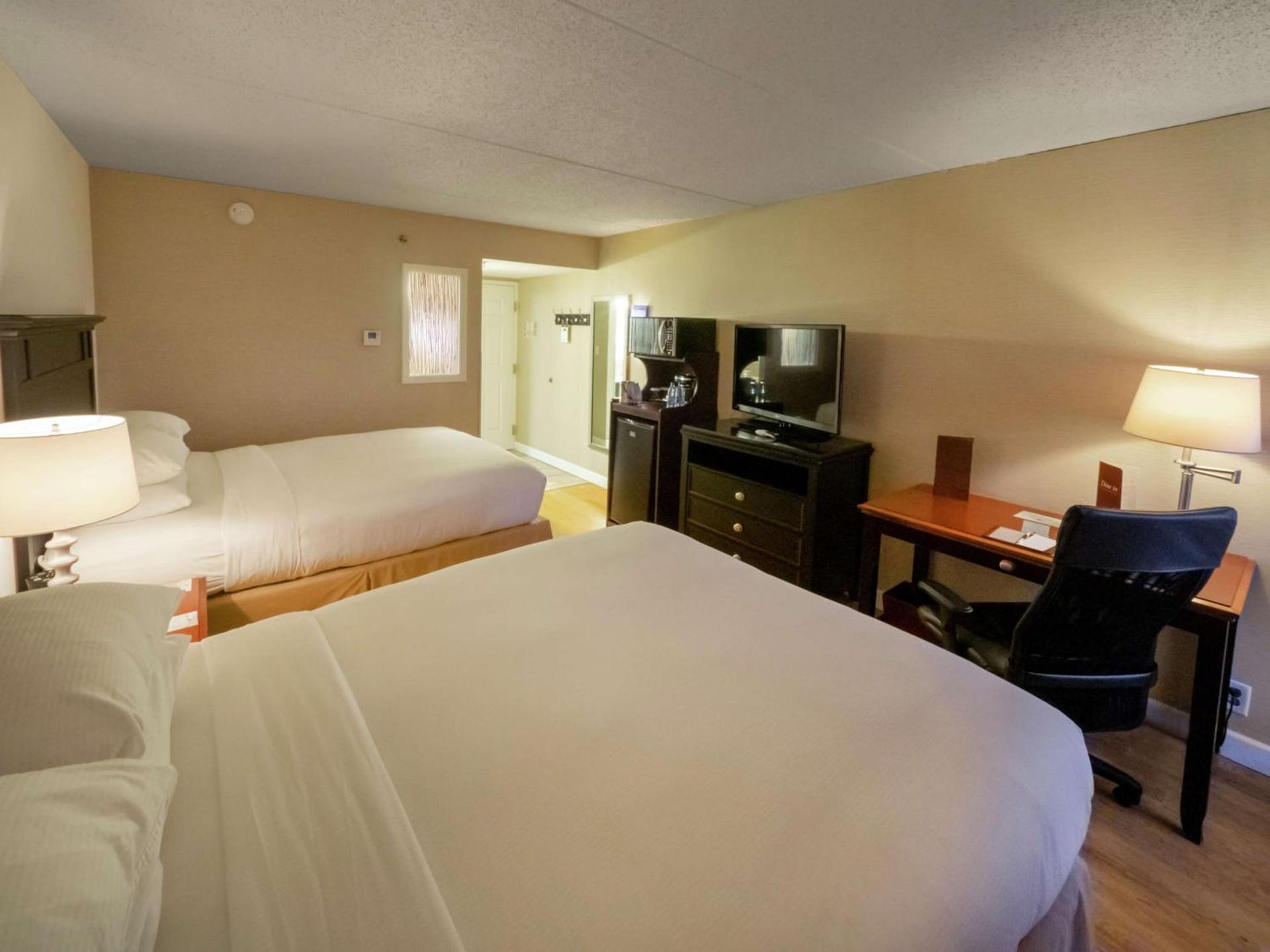 DoubleTree by Hilton Buffalo-Amherst photo 39