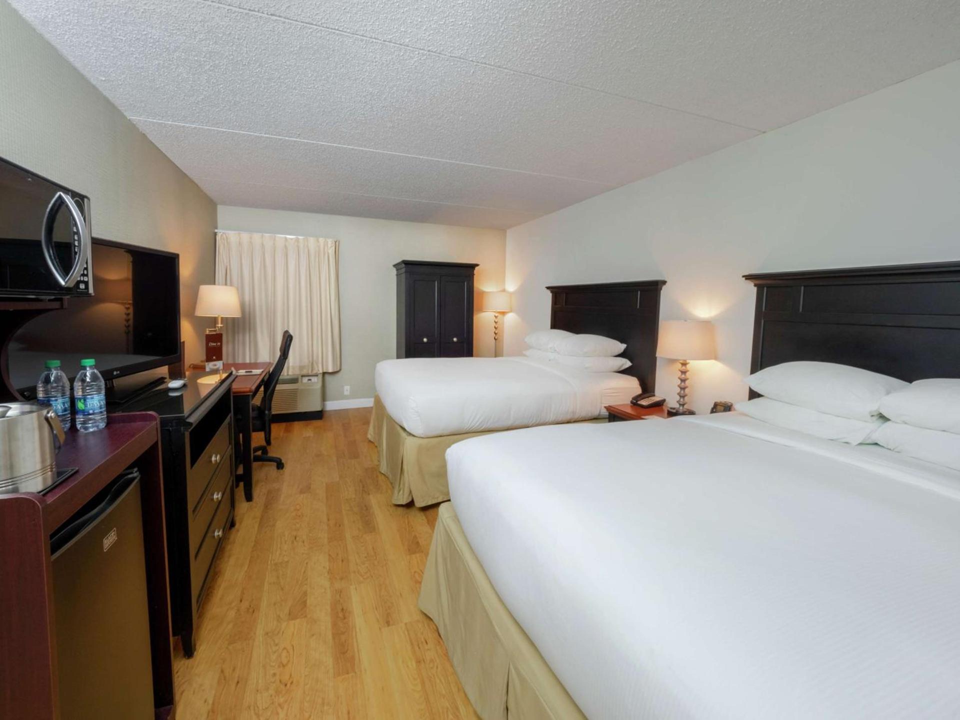 DoubleTree by Hilton Buffalo-Amherst photo 40