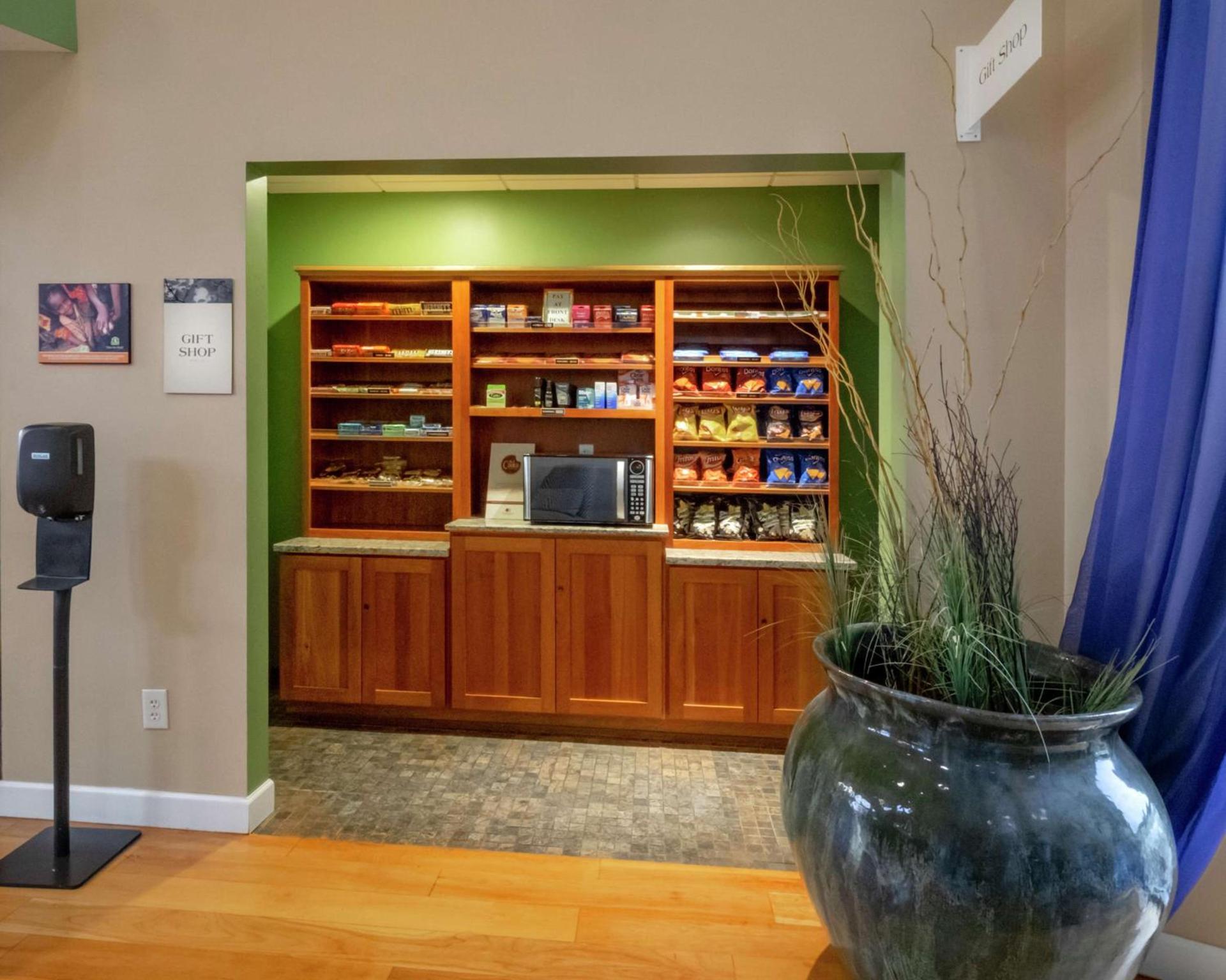 DoubleTree by Hilton Buffalo-Amherst photo 42