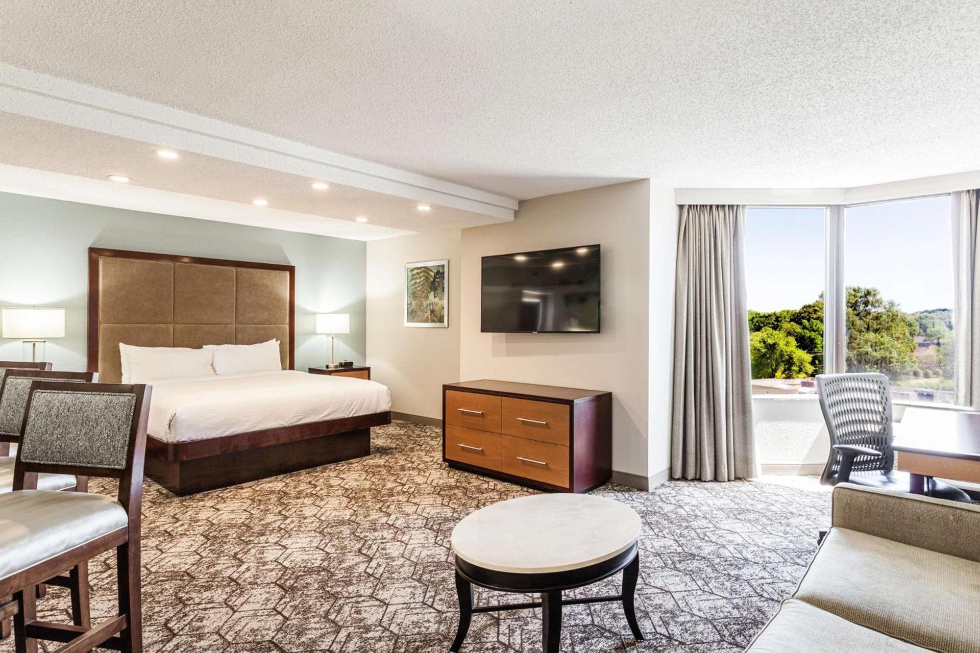 DoubleTree by Hilton Memphis photo 13