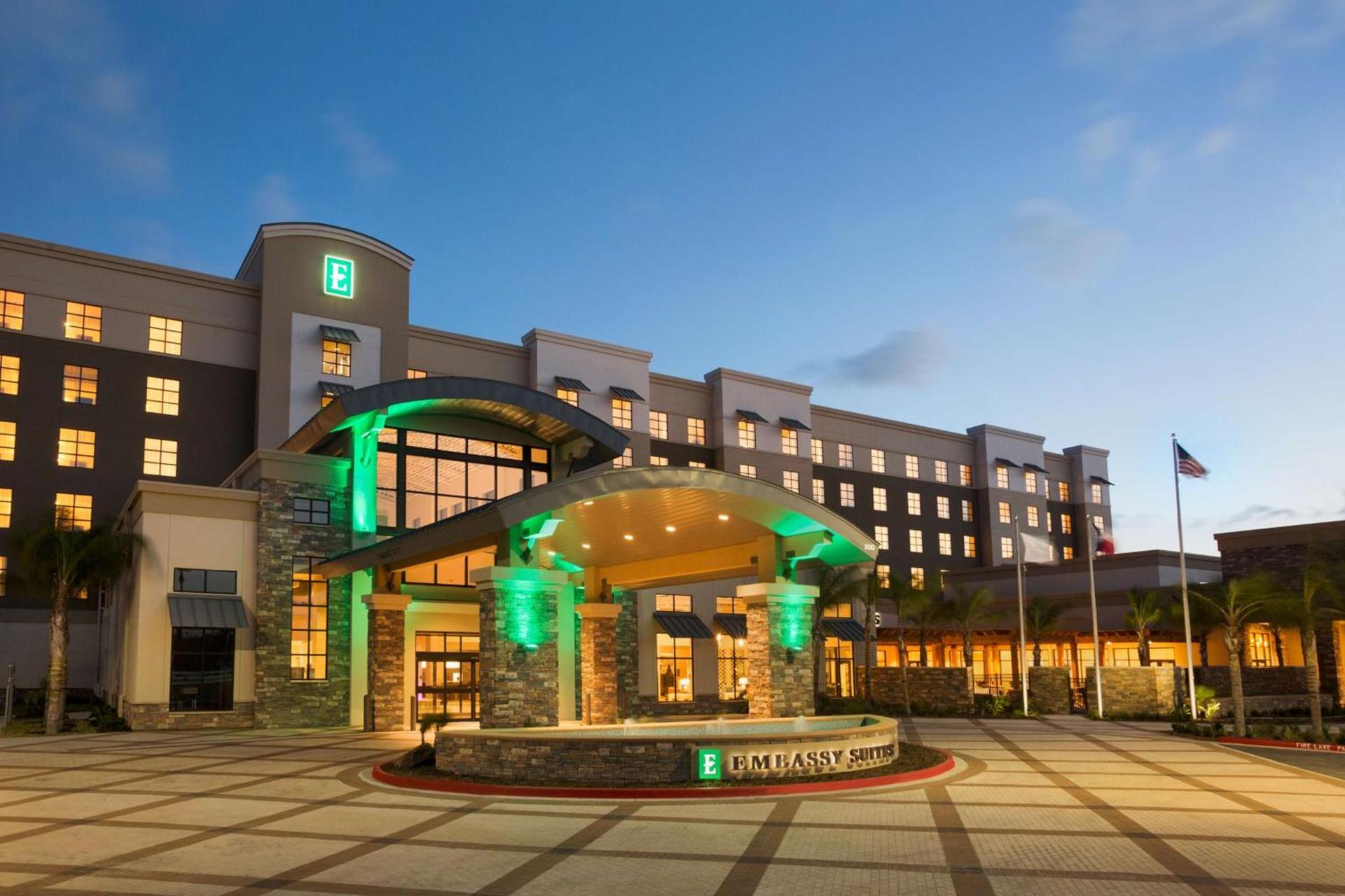 Embassy Suites by Hilton McAllen Convention Center photo 3
