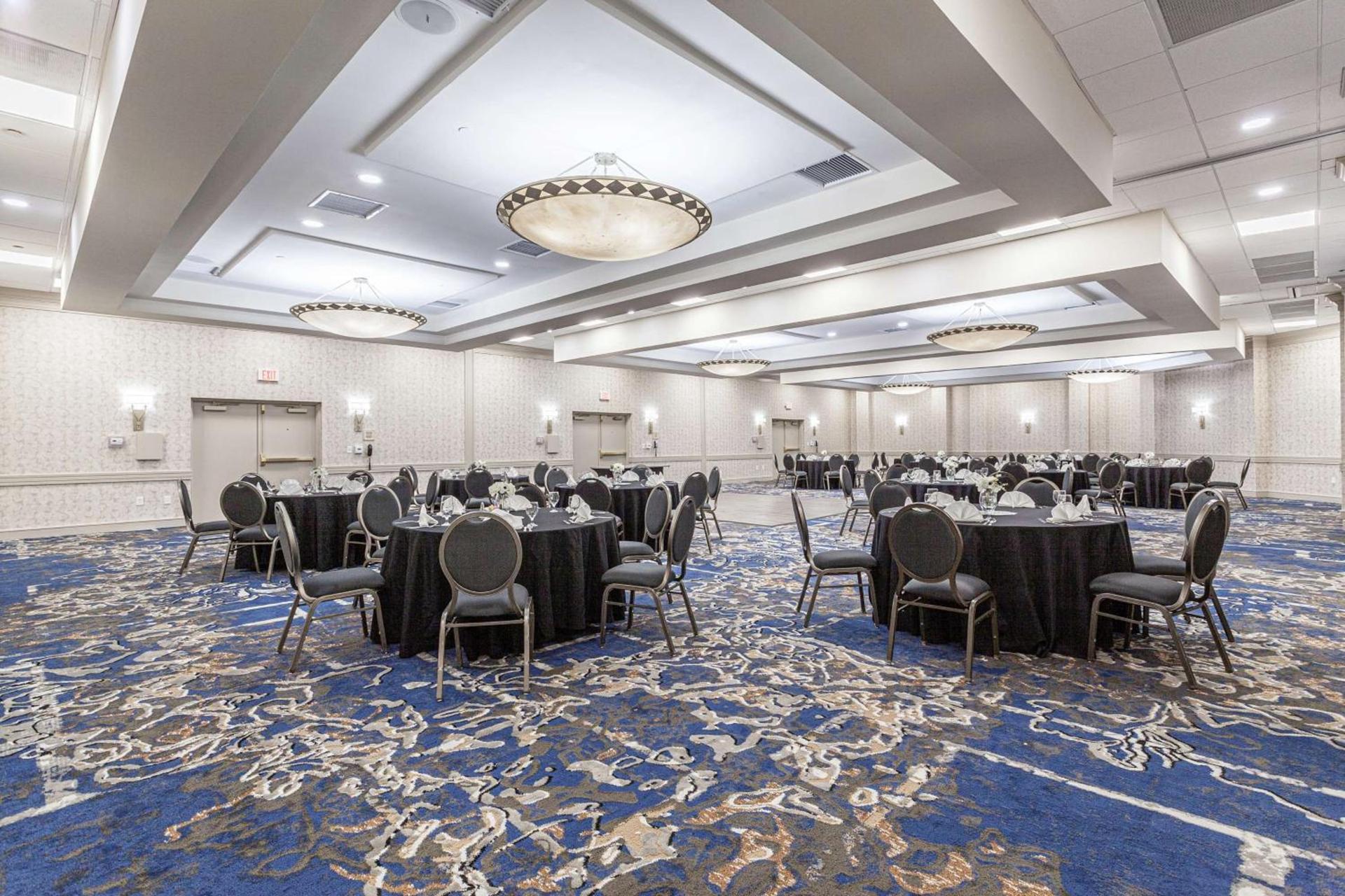 DoubleTree by Hilton Memphis photo 31