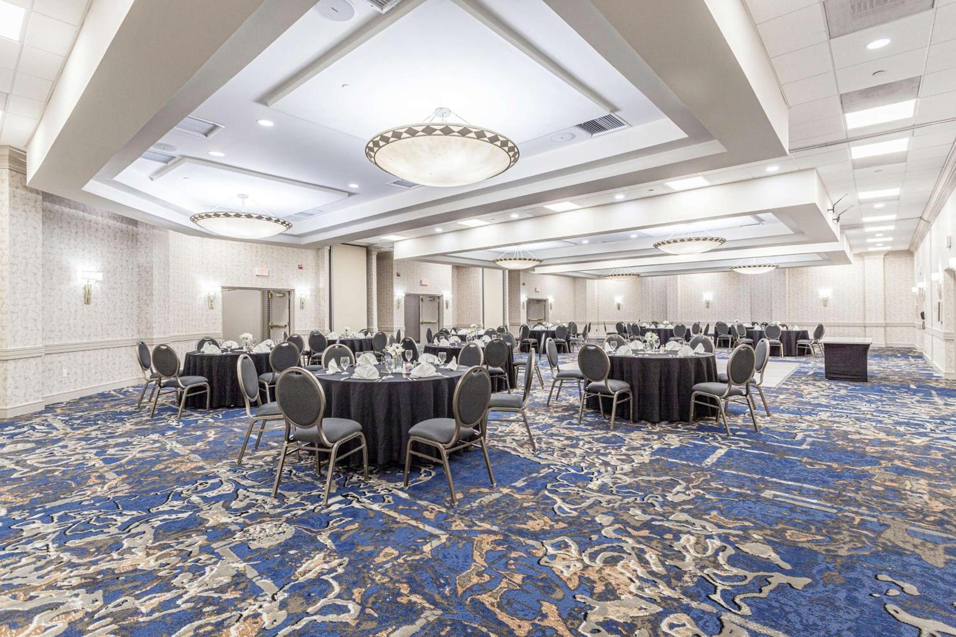 DoubleTree by Hilton Memphis photo 32
