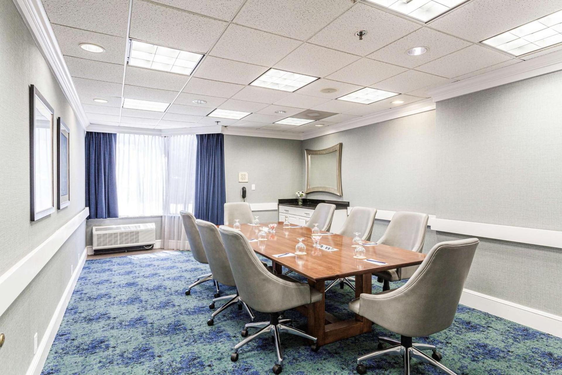 DoubleTree by Hilton Memphis photo 35