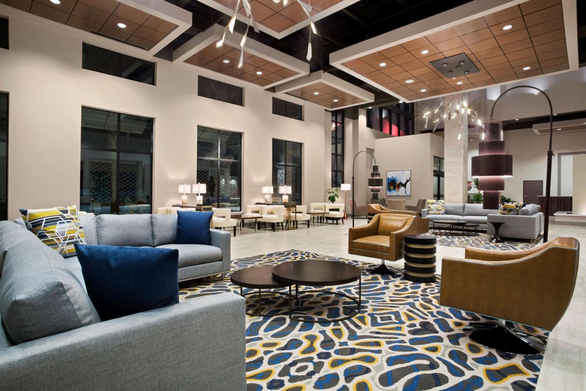 Embassy Suites by Hilton McAllen Convention Center photo 7