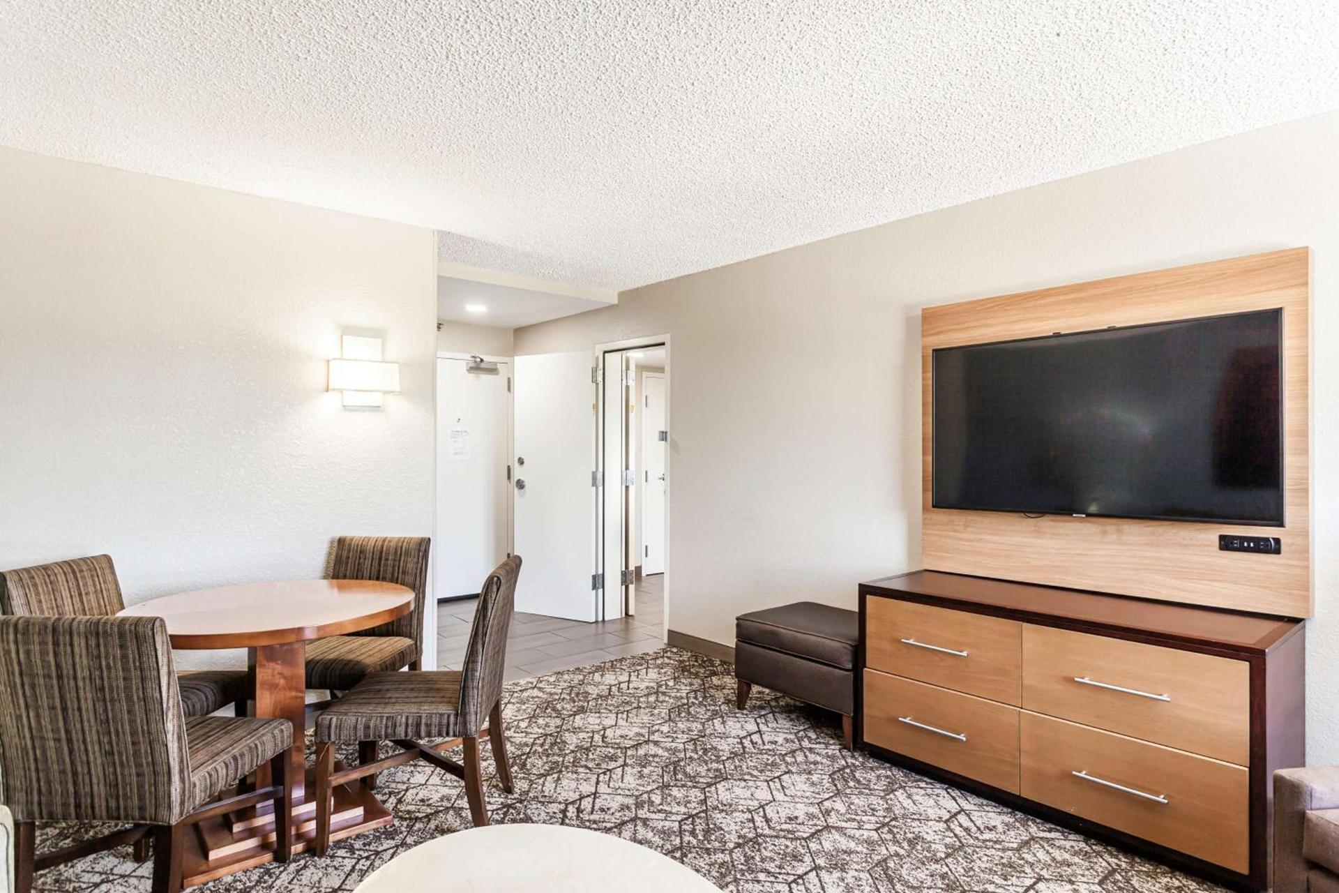 DoubleTree by Hilton Memphis photo 54