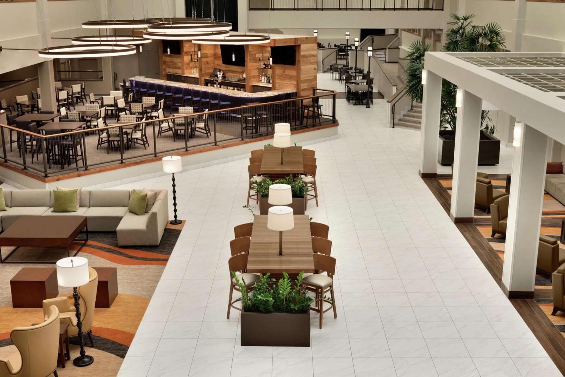 Embassy Suites by Hilton Milwaukee Brookfield photo 19