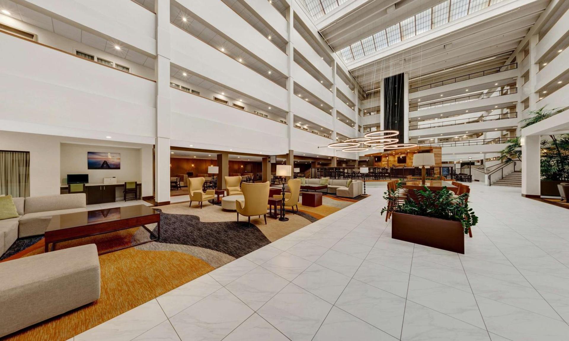 Embassy Suites by Hilton Milwaukee Brookfield photo 31