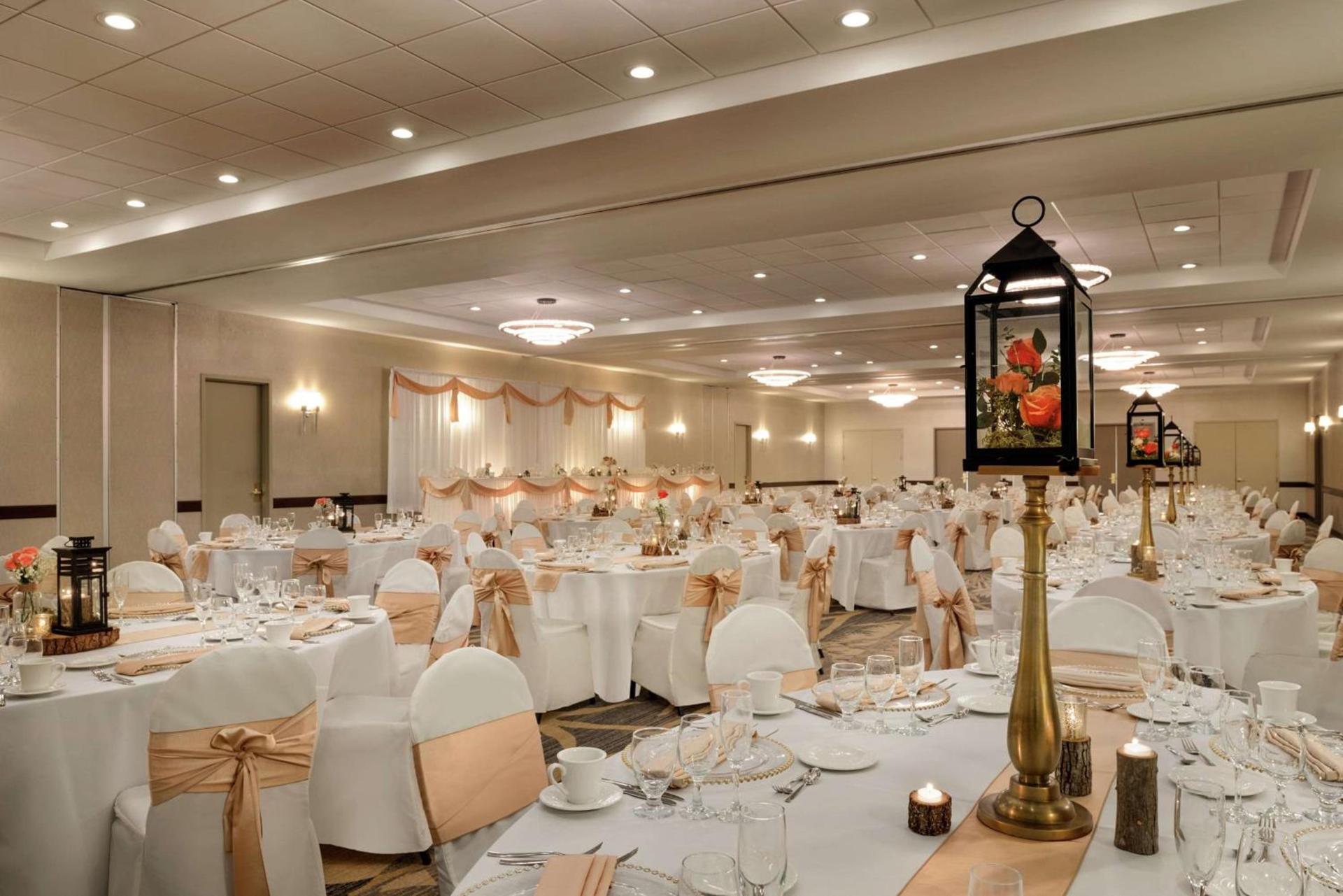 Embassy Suites by Hilton Milwaukee Brookfield photo 79