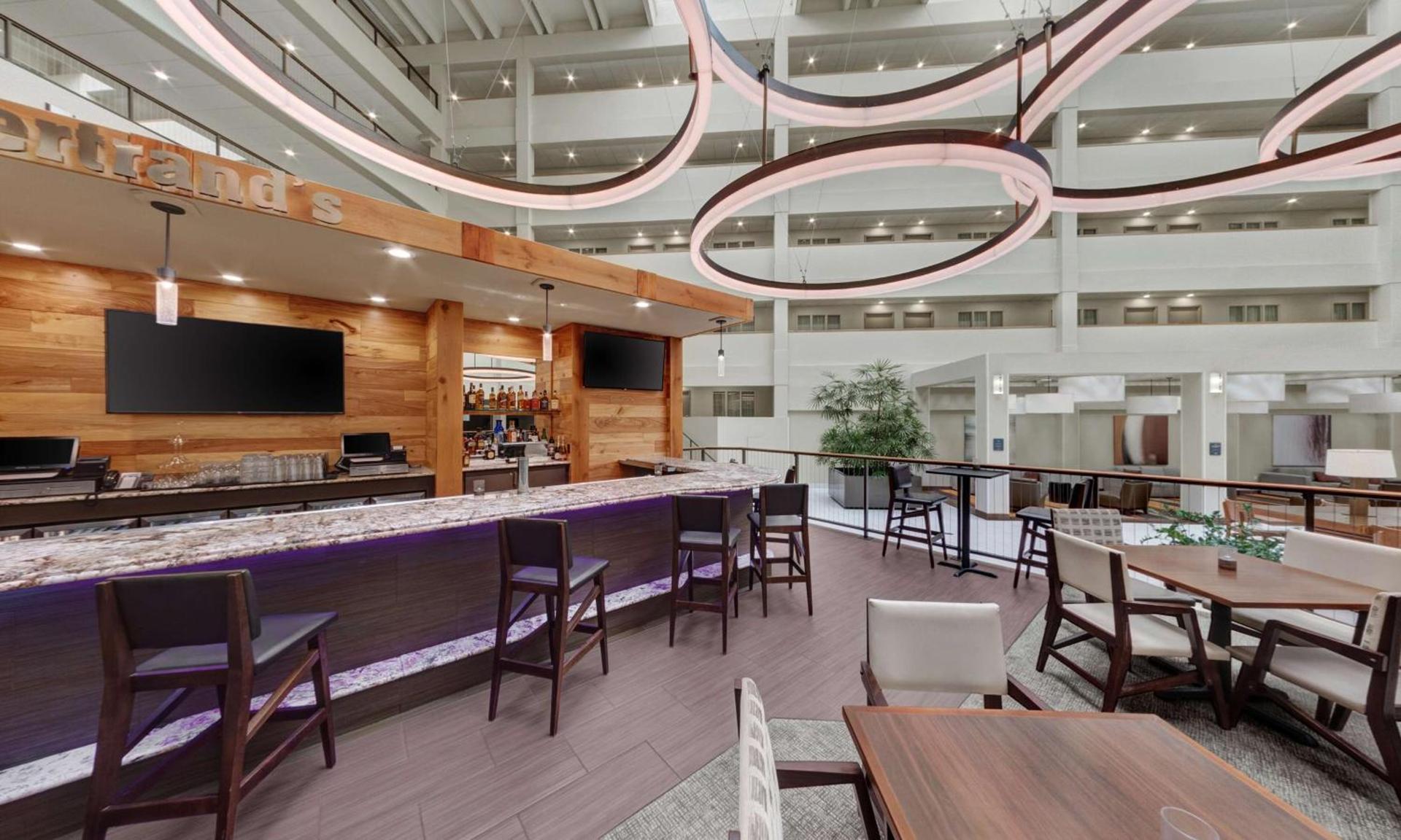 Embassy Suites by Hilton Milwaukee Brookfield photo 88