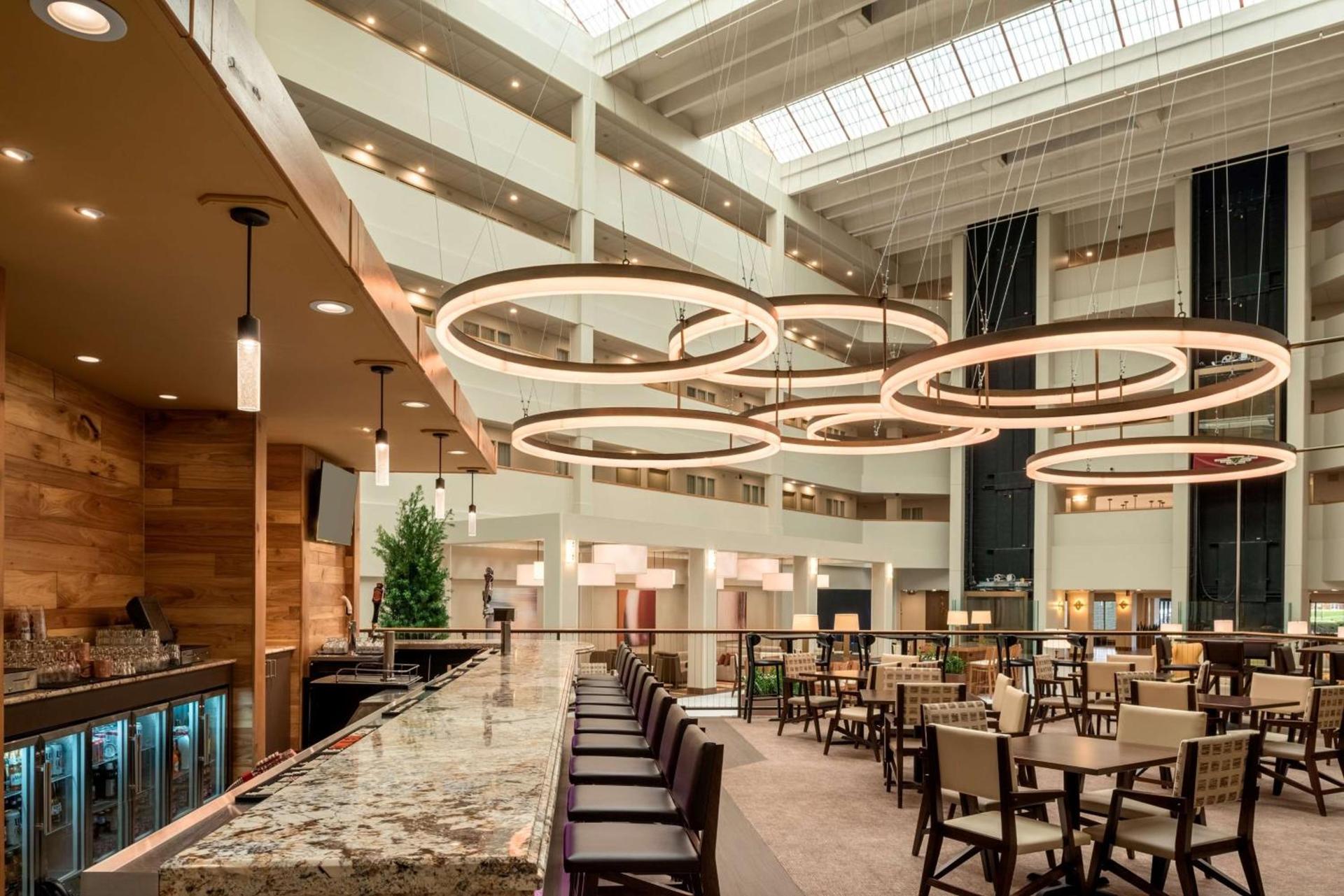 Embassy Suites by Hilton Milwaukee Brookfield photo 90
