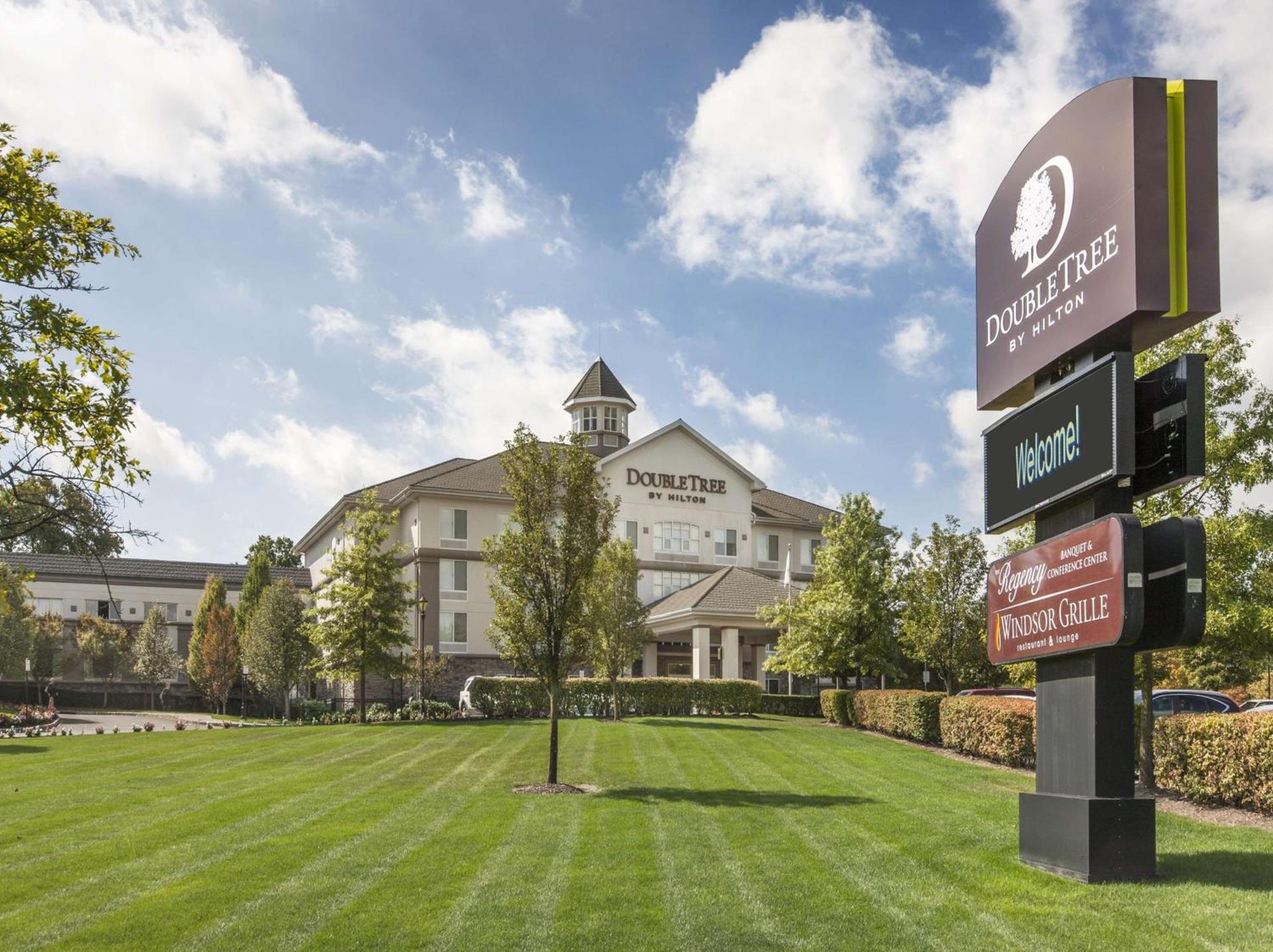 DoubleTree by Hilton Nanuet photo 2