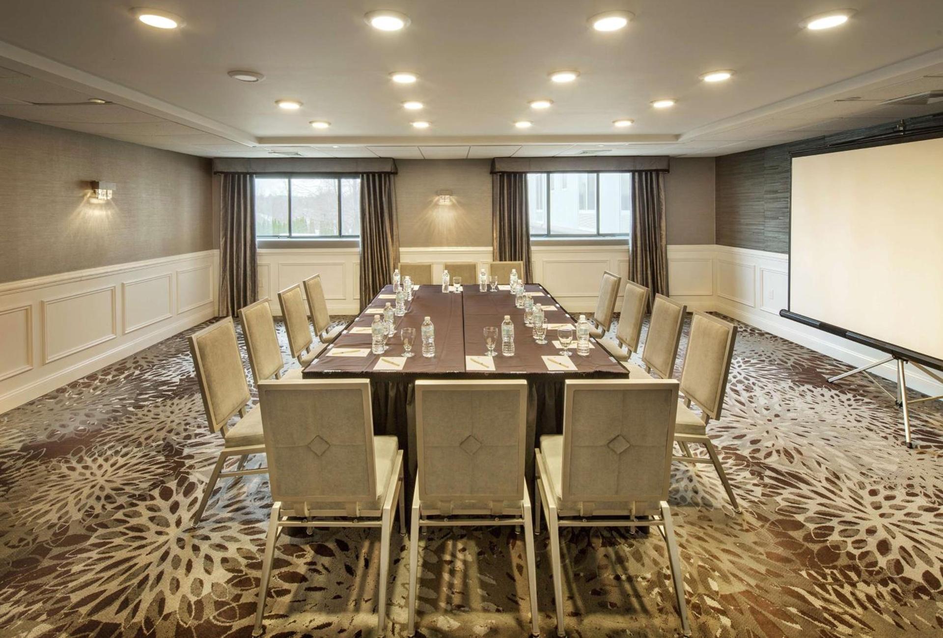 DoubleTree by Hilton Nanuet photo 31