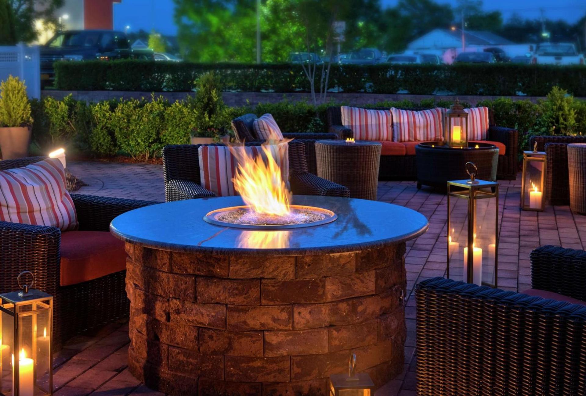Hilton Garden Inn Riverhead photo 4