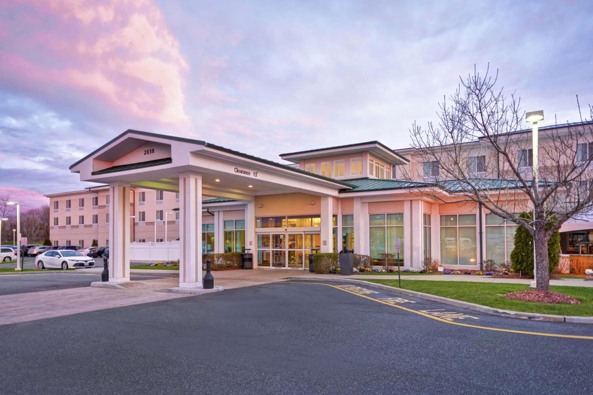 Hilton Garden Inn Riverhead photo 3