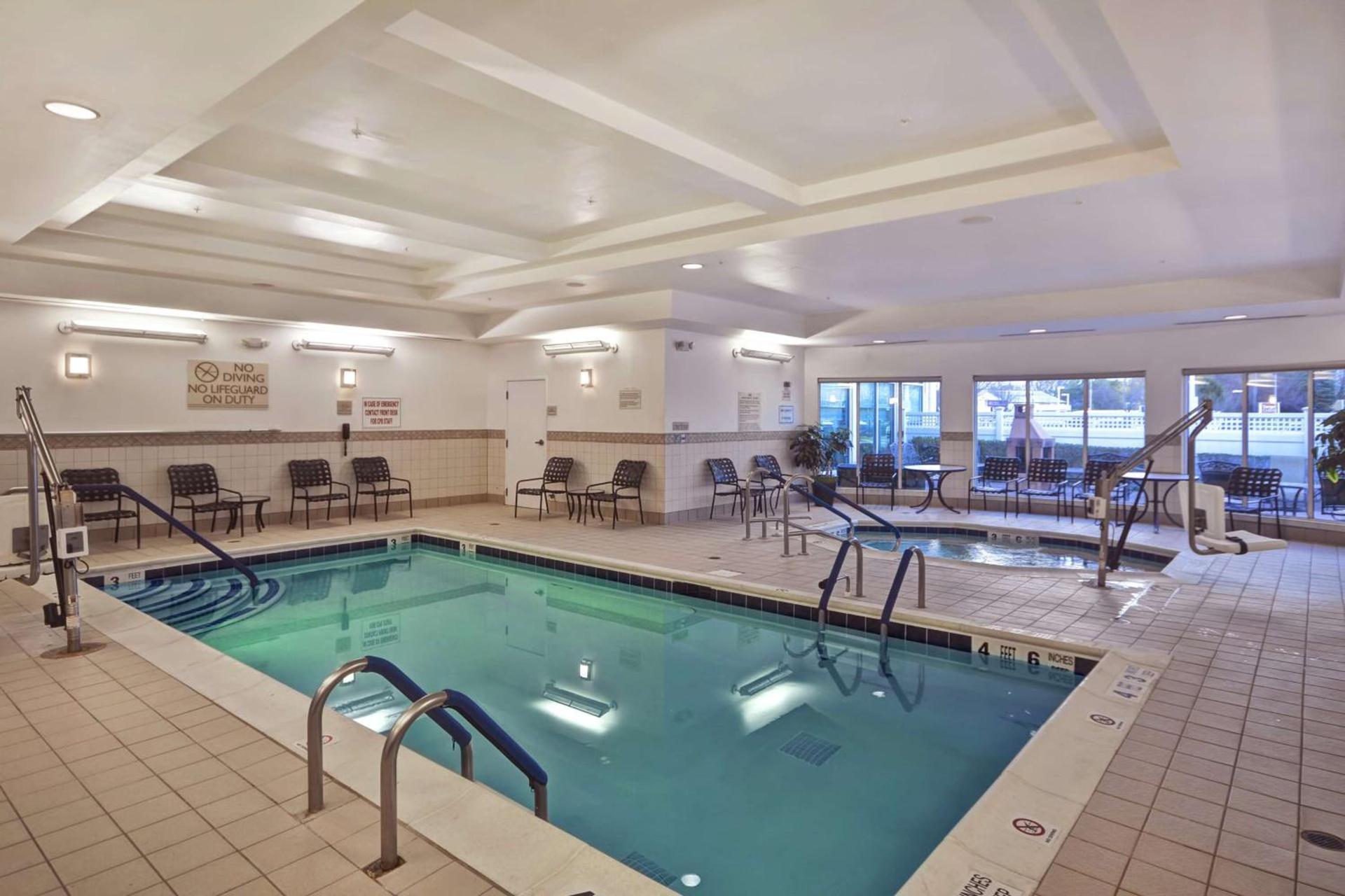 Hilton Garden Inn Riverhead photo 8