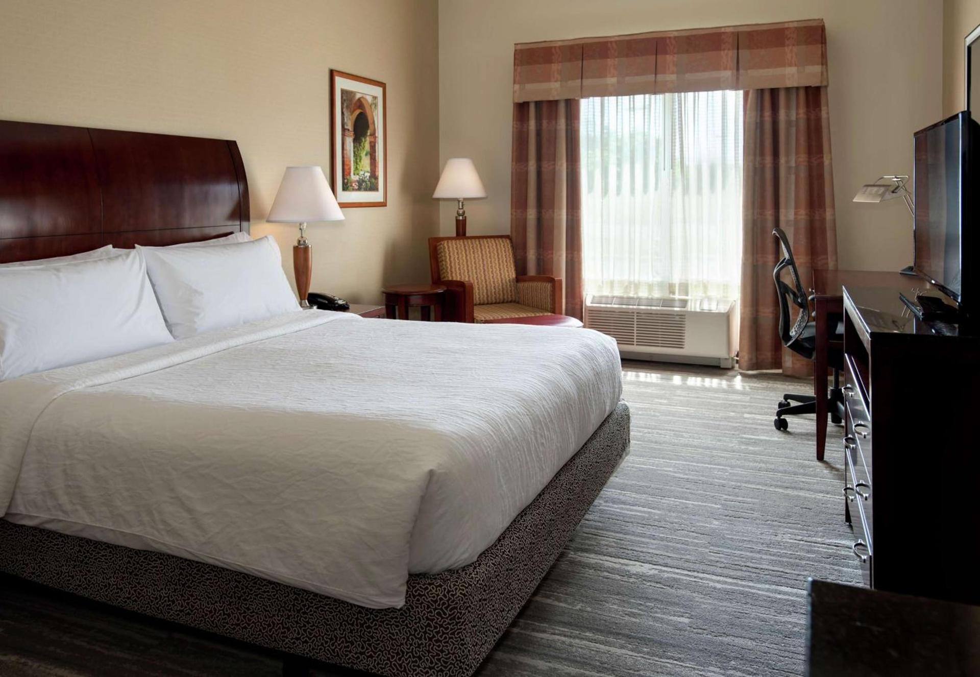 Hilton Garden Inn Riverhead photo 25