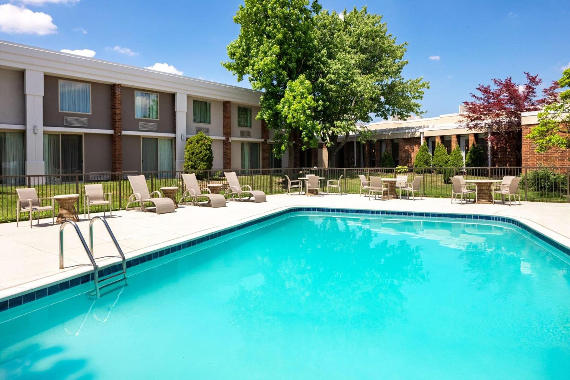 DoubleTree by Hilton Ann Arbor, MI photo 9