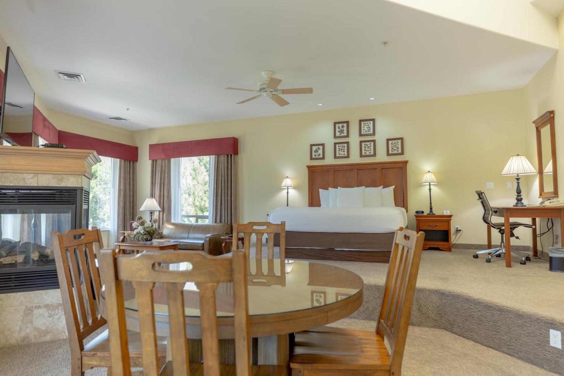 Best Western Lodge at River's Edge photo 80