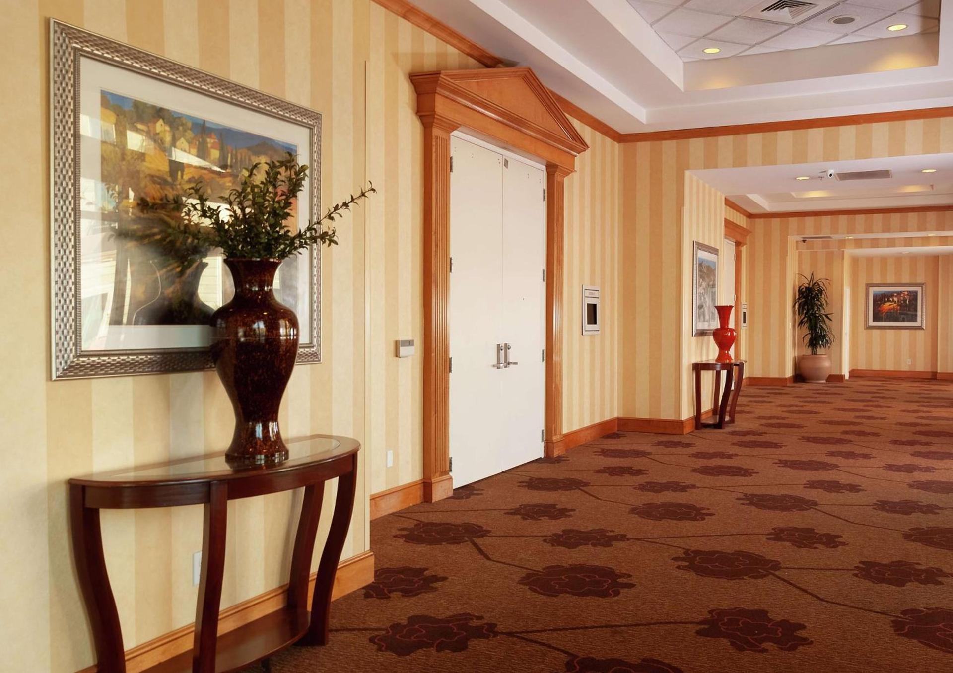 Hilton Garden Inn Atlanta Airport/Millenium Center photo 28