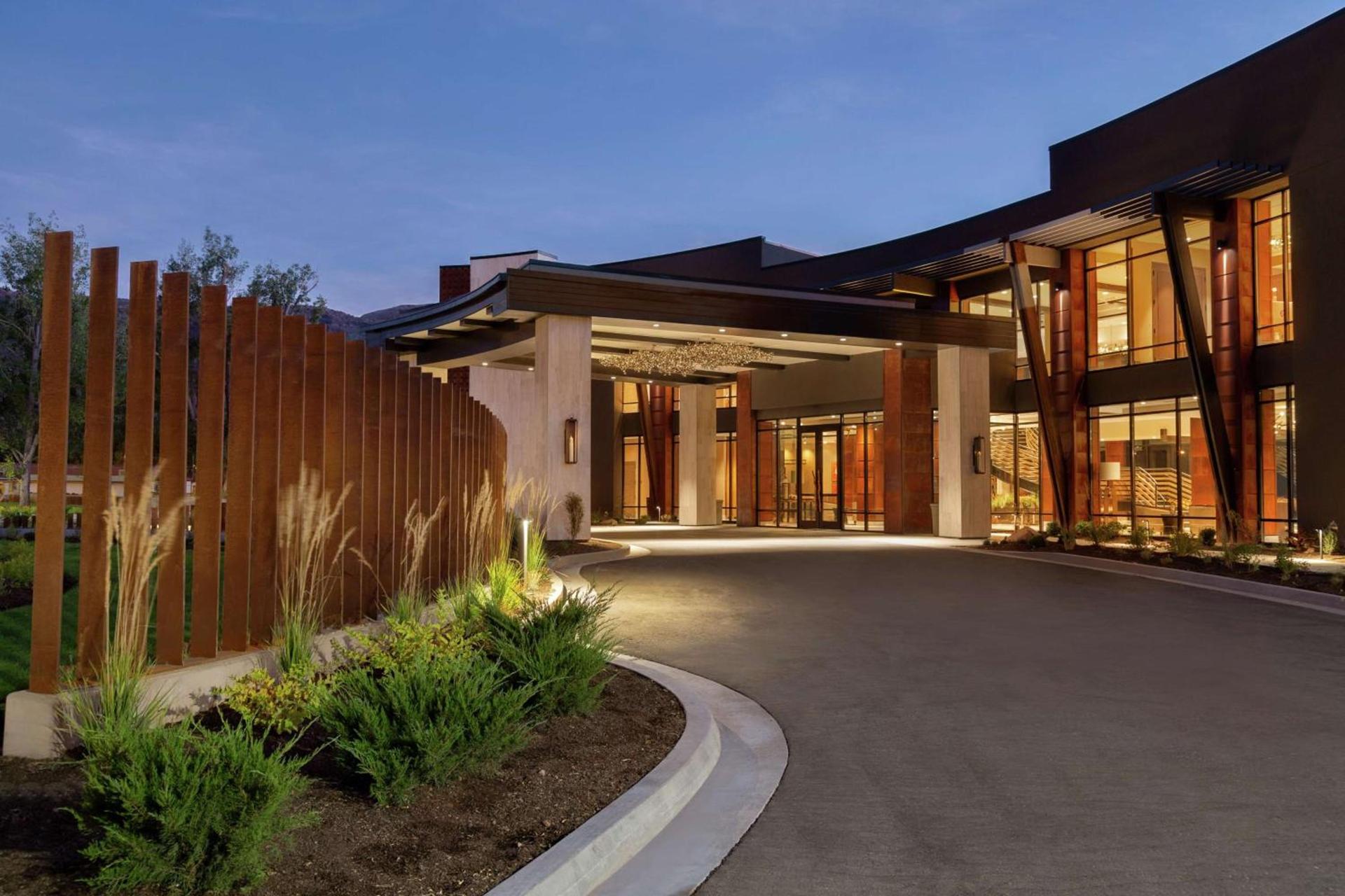 Hoodoo Moab, Curio Collection by Hilton photo 46