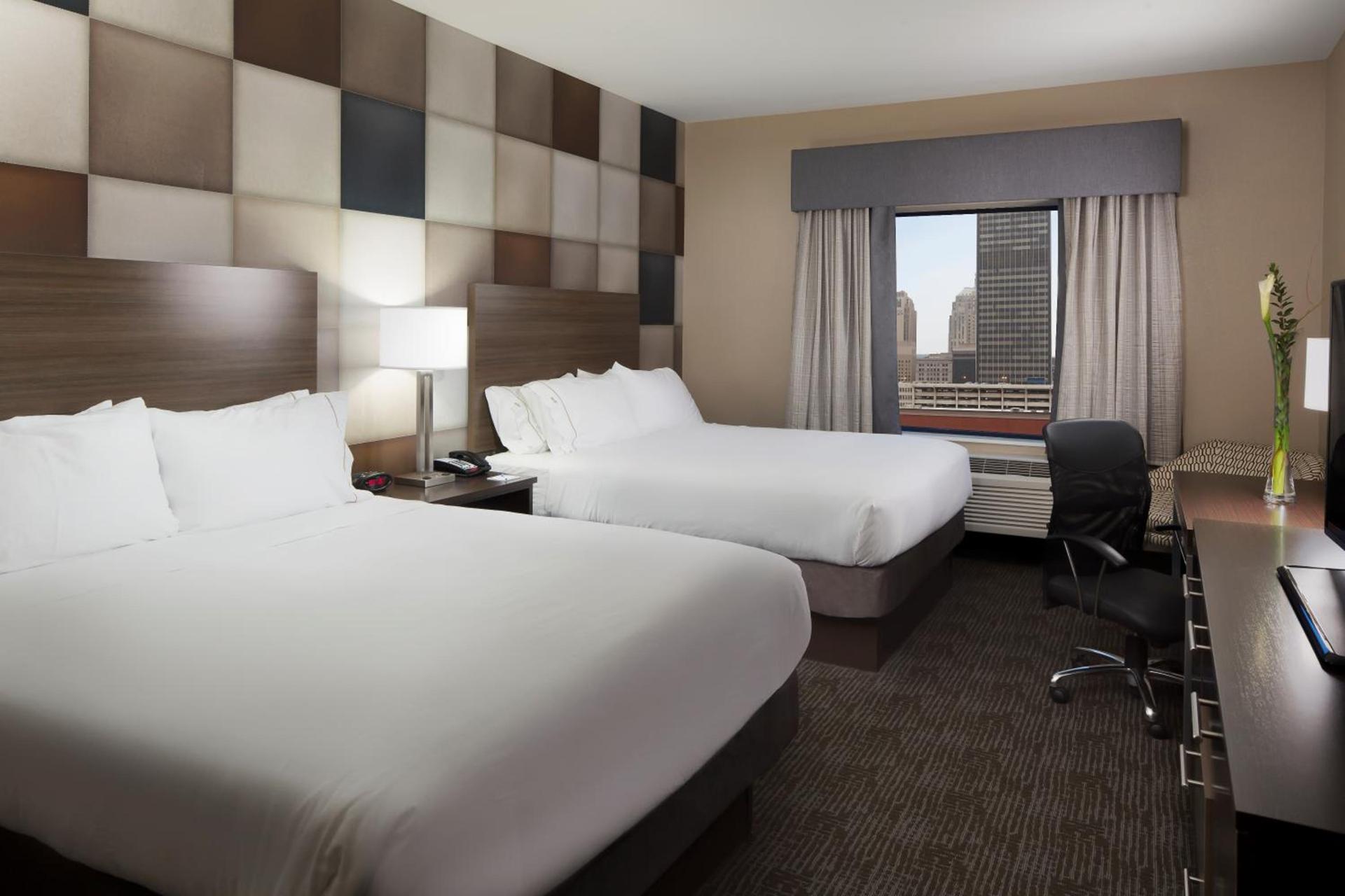 Holiday Inn Express & Suites Oklahoma City Downtown - Bricktown by IHG photo 3