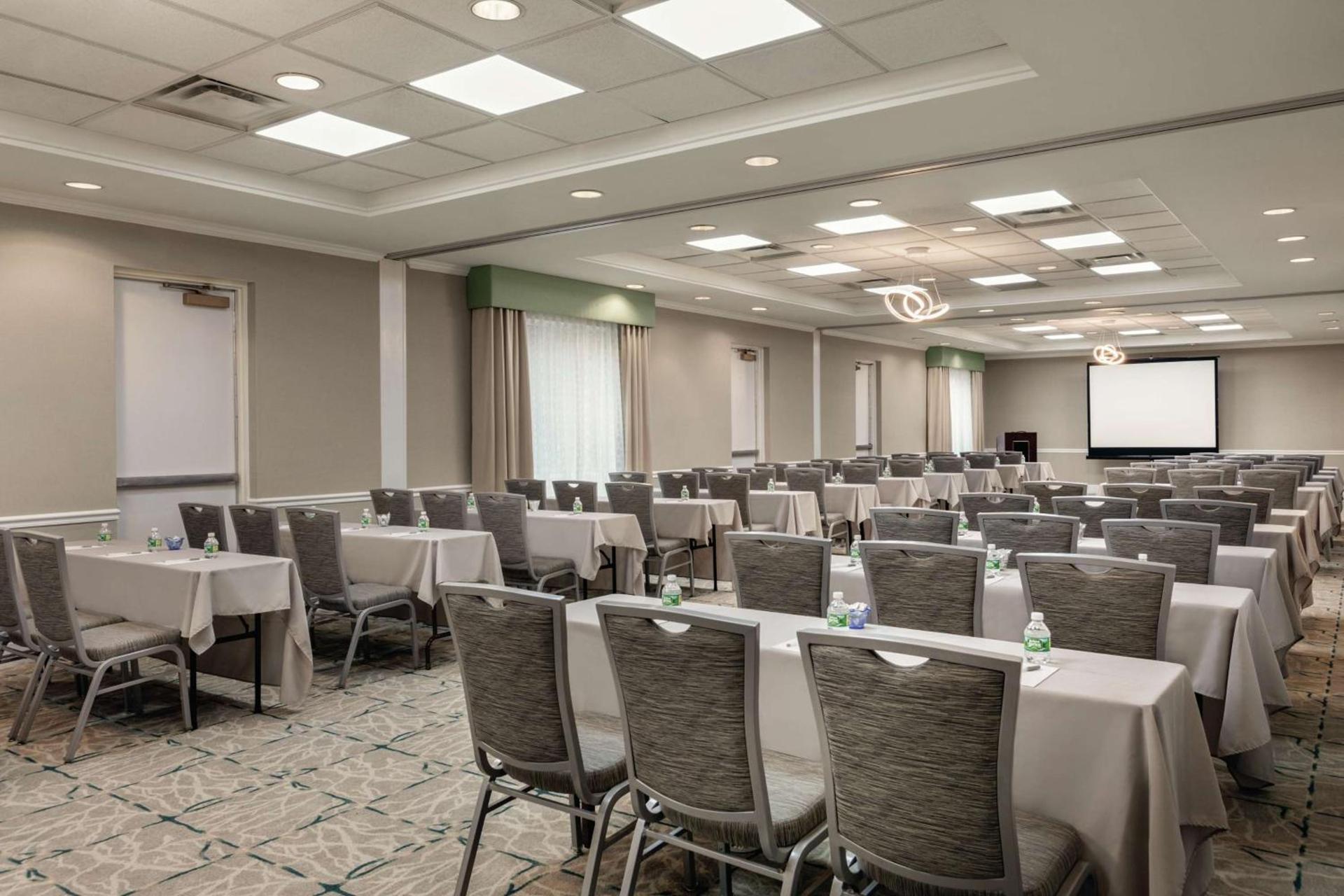 Hilton Garden Inn Bridgewater photo 32