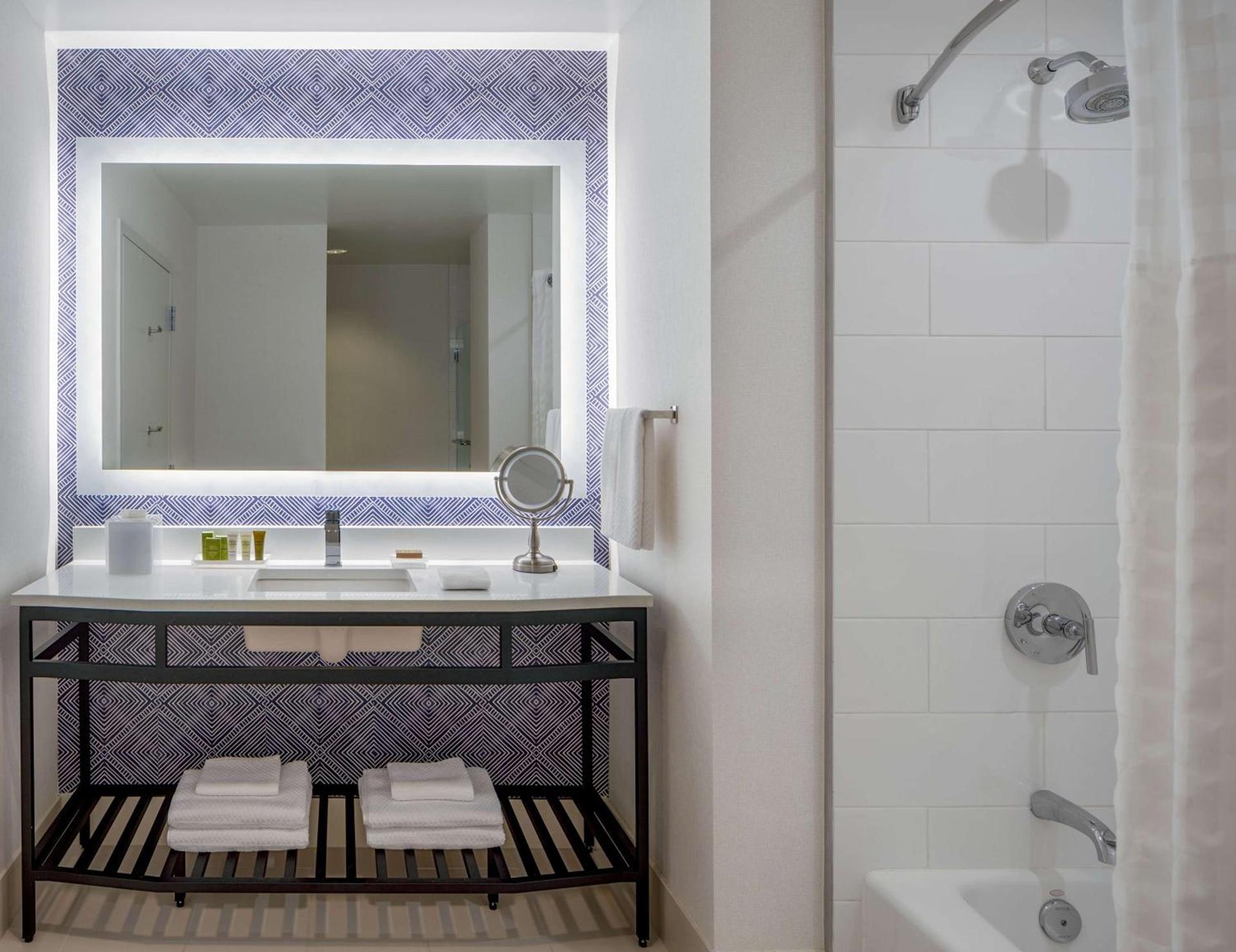 Hilton Richmond Downtown photo 24