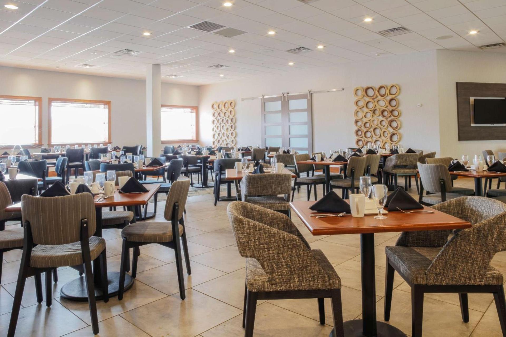 DoubleTree by Hilton Rochester photo 13