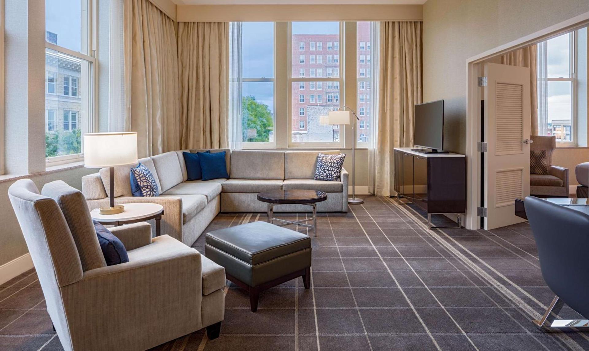 Hilton Richmond Downtown photo 42